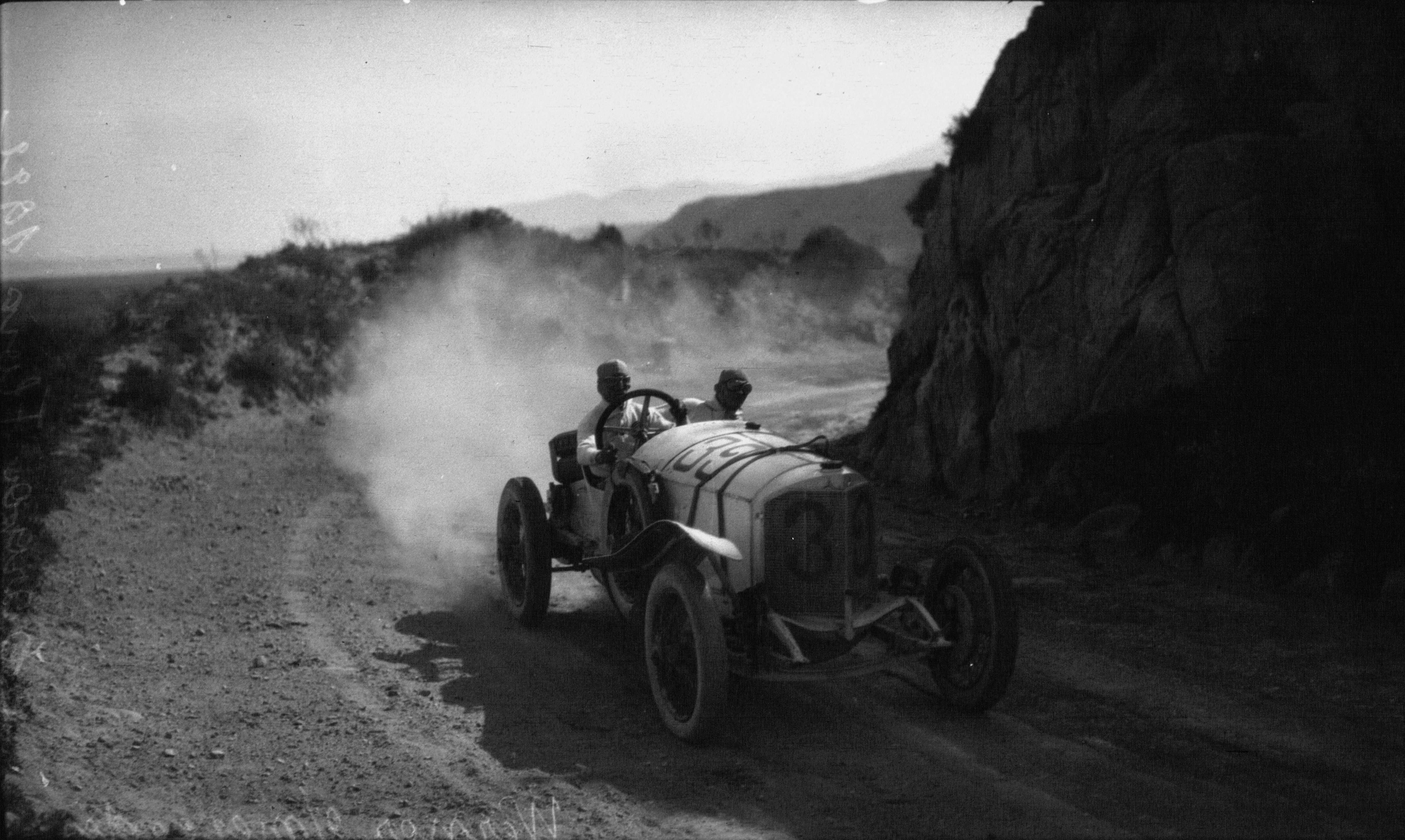 Christian_Werner_in_his_Mercedes_at_the_1922_Targa_Florio_%283%29.jpg