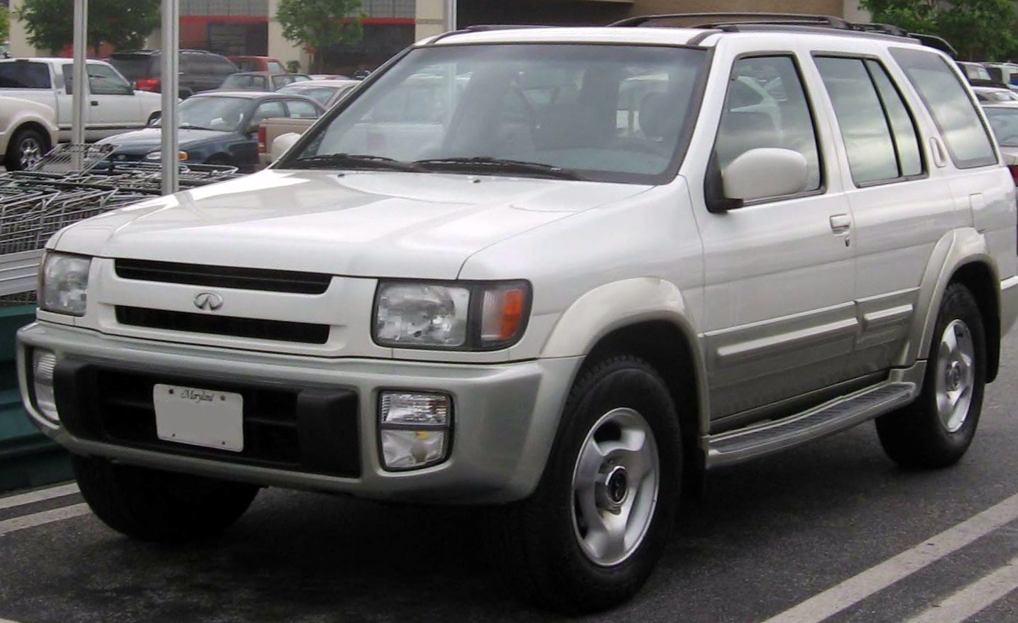 97-00_Infiniti_QX4.jpg