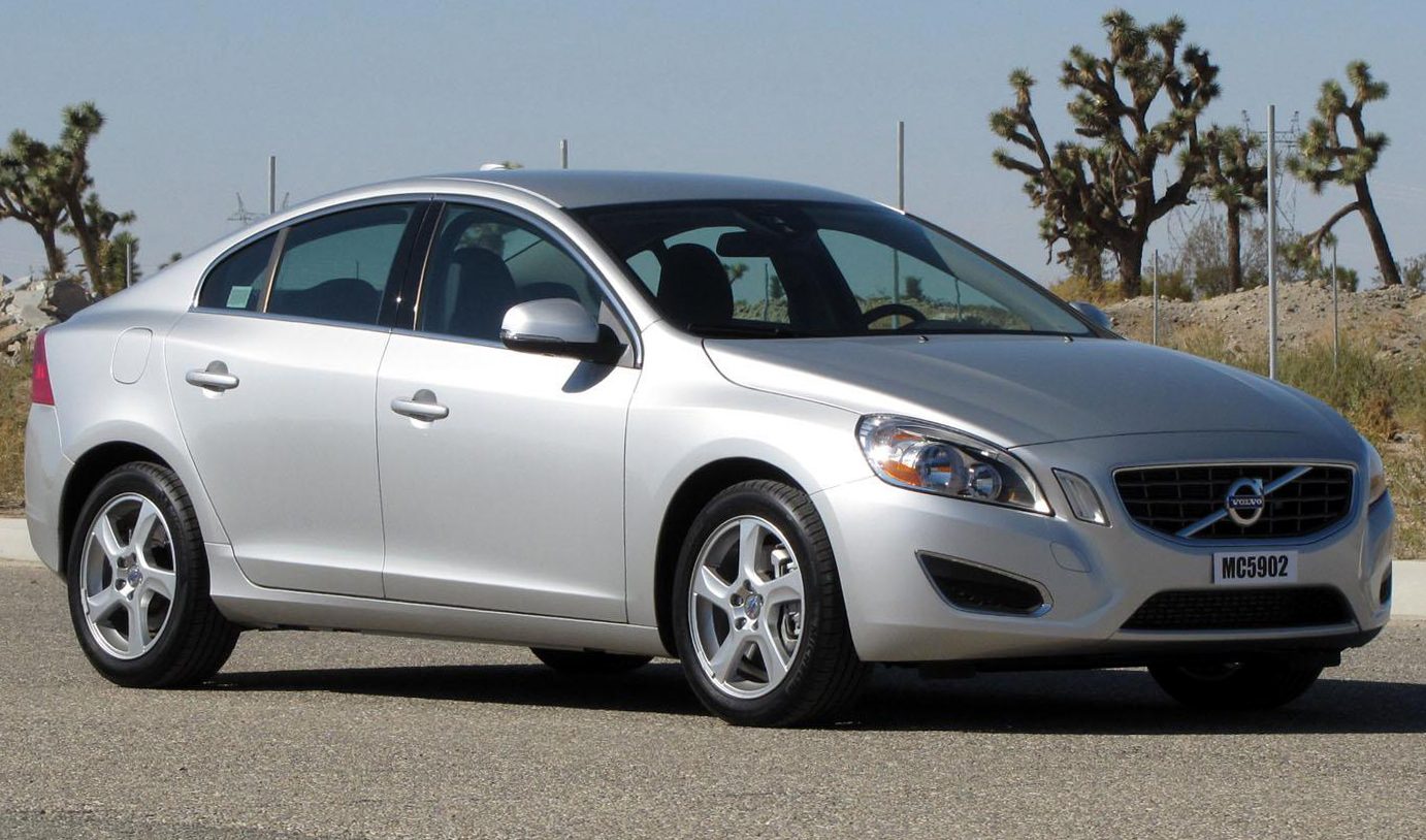 2012_Volvo_S60_--_NHTSA_1.jpg