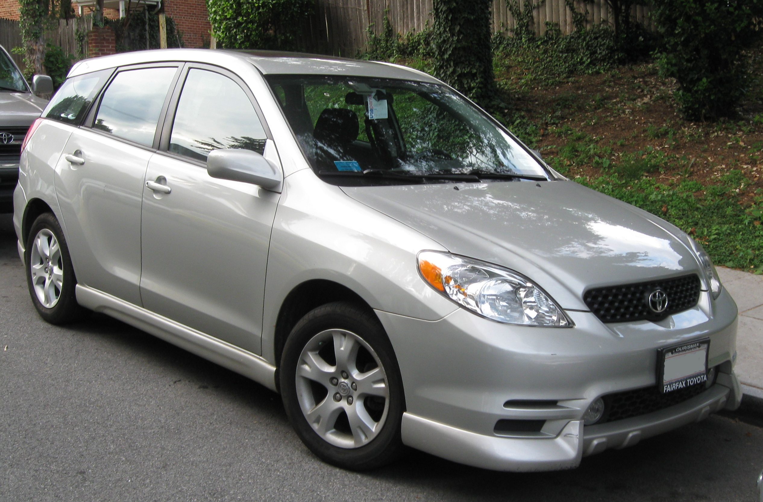 Toyota_Matrix_--_07-09-2009.jpg