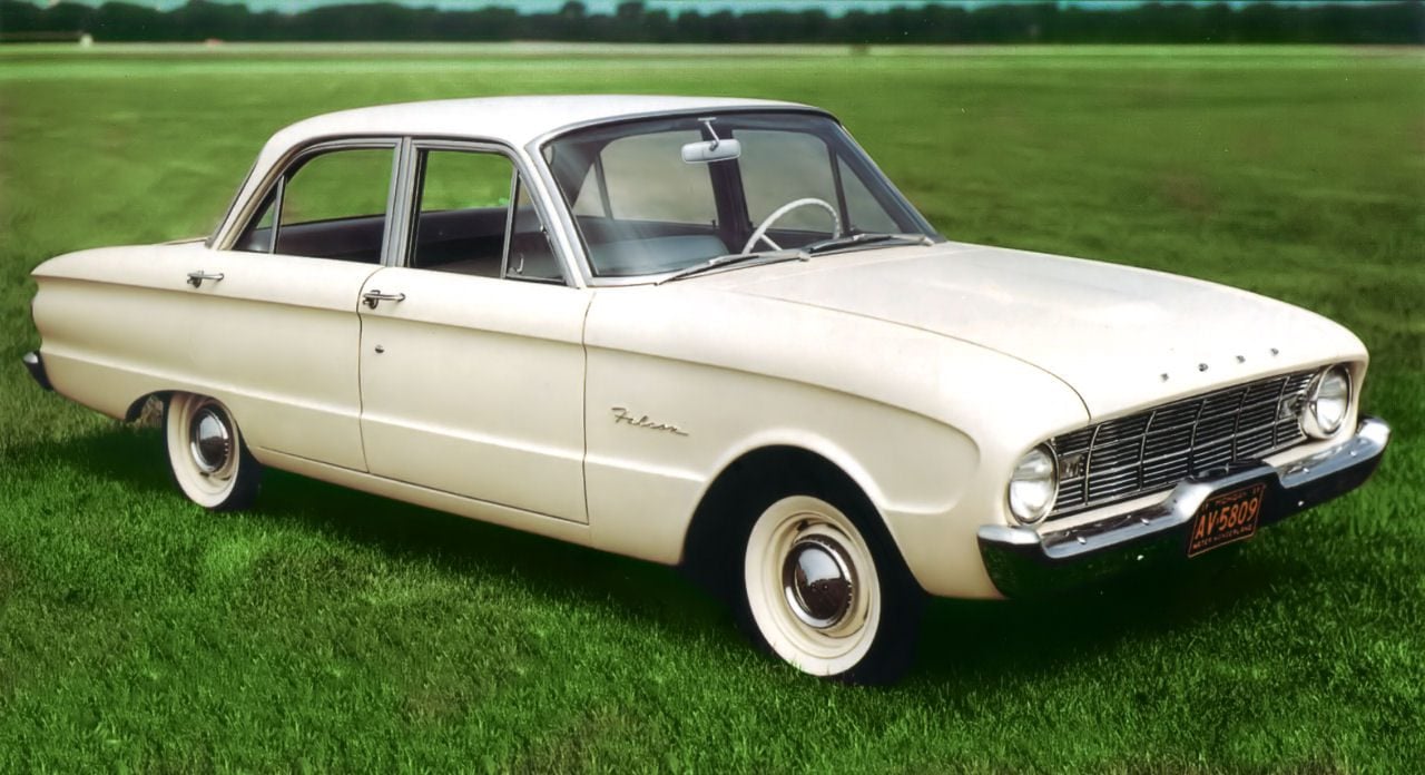 1960-Ford-Falcon-4dr-Sed.jpg