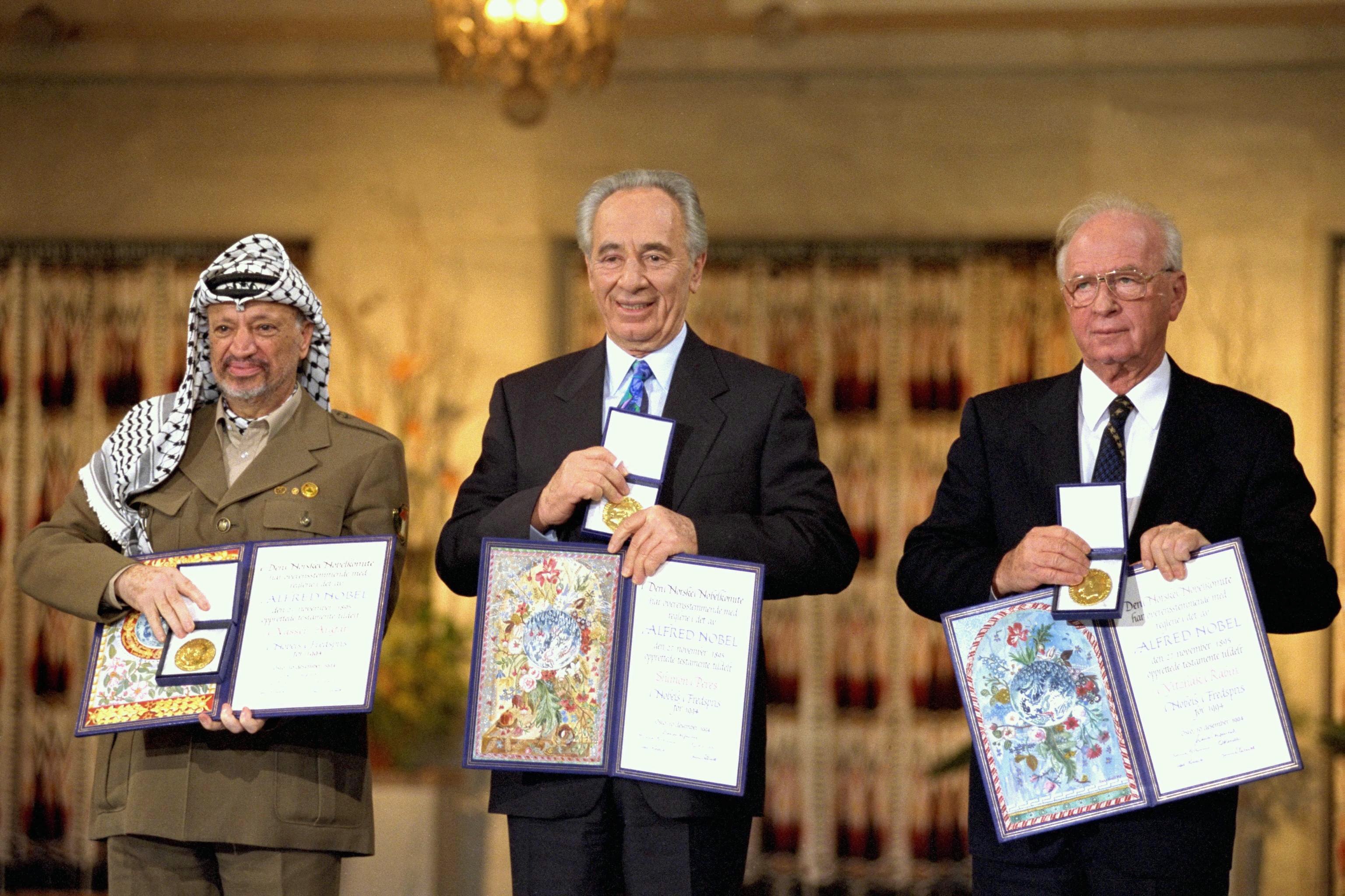 Flickr_-_Government_Press_Office_%28GPO%29_-_THE_NOBEL_PEACE_PRIZE_LAUREATES_FOR_1994_IN_OSLO..jpg