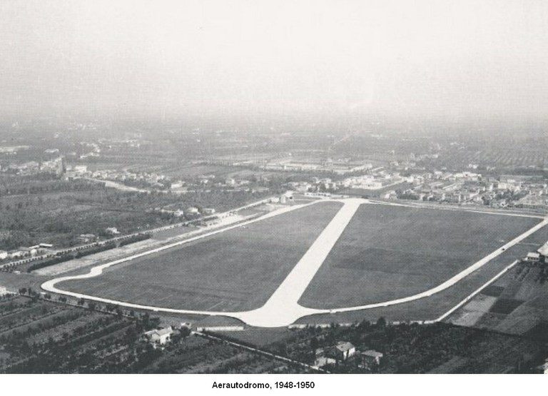 Aerautodromo_di_Modena_1948-1950.jpg