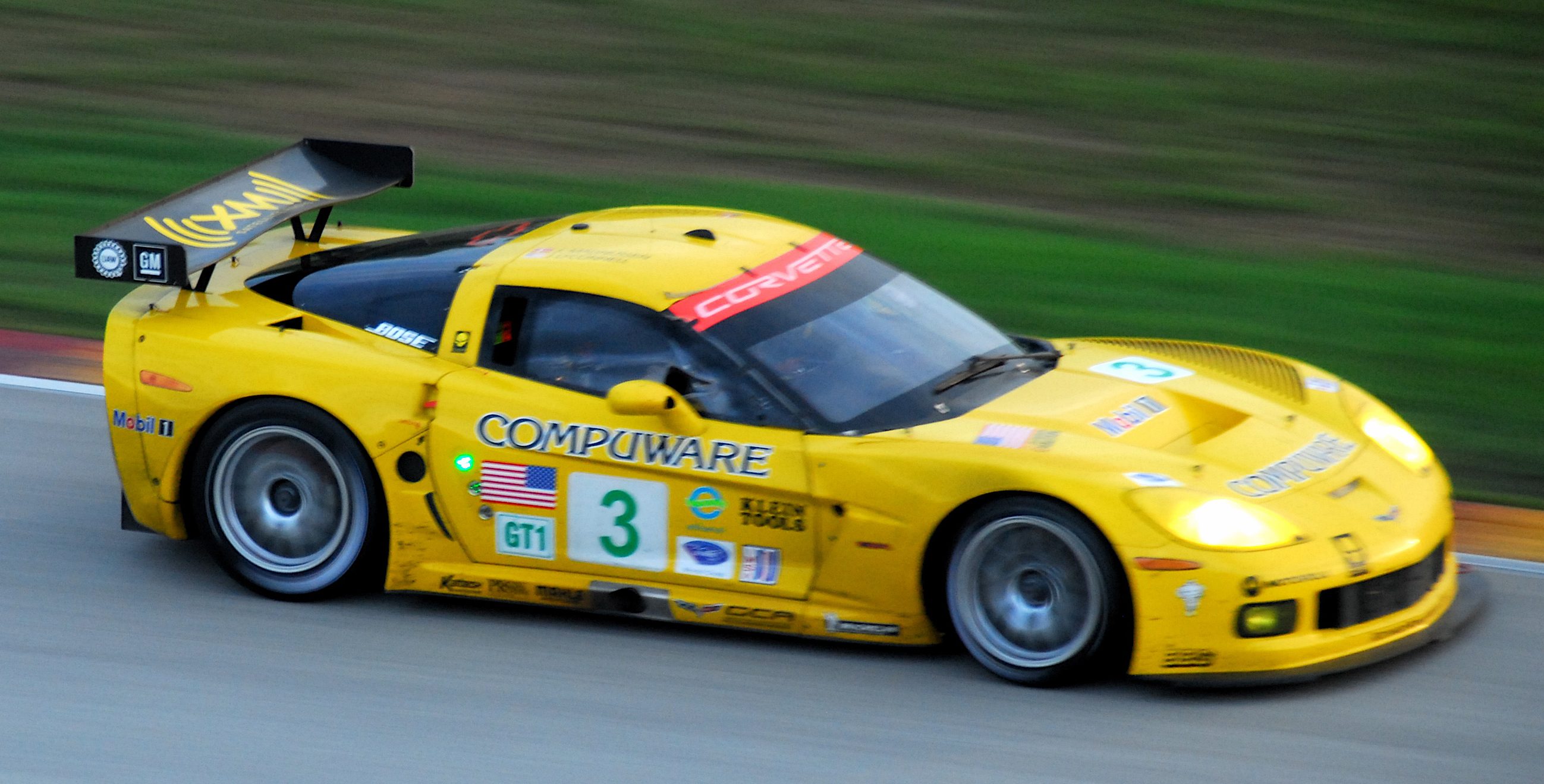 Corvette_C6R_Road_America_3.jpg