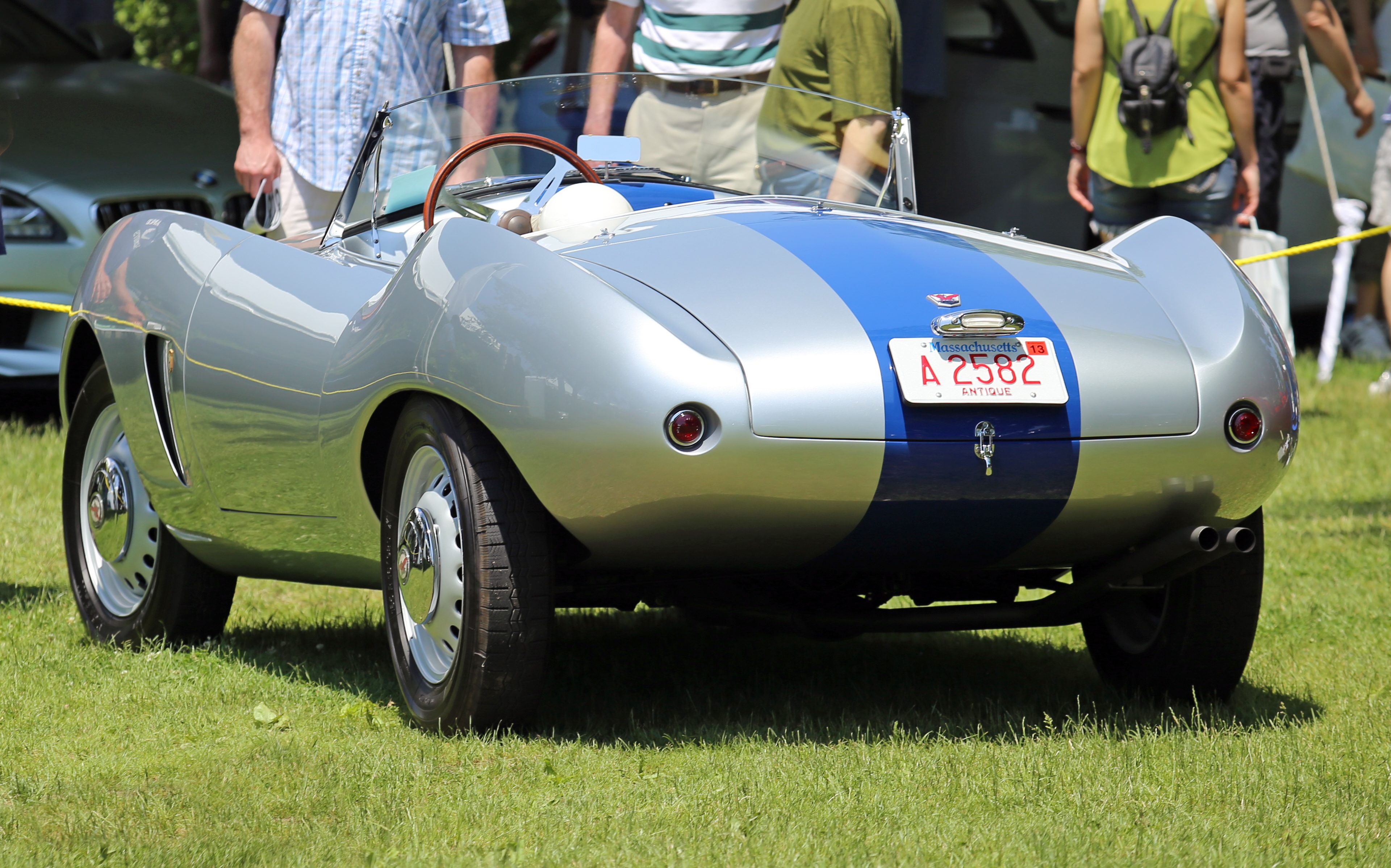 1954_Arnolt-Bristol_Bolide_in_G%27wich.jpg