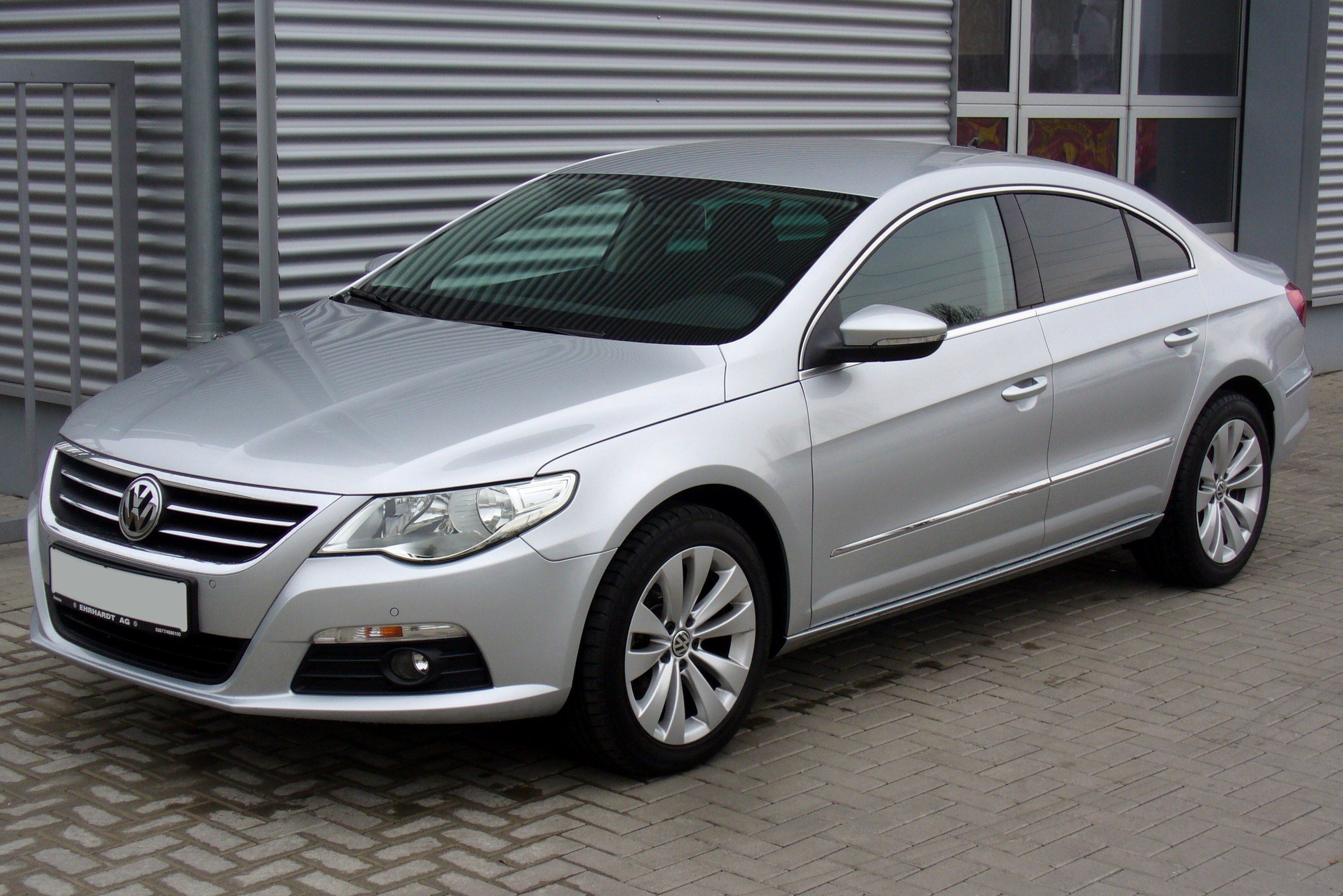 VW_Passat_CC_2.0_TDI_DSG_Reflexsilber.JPG