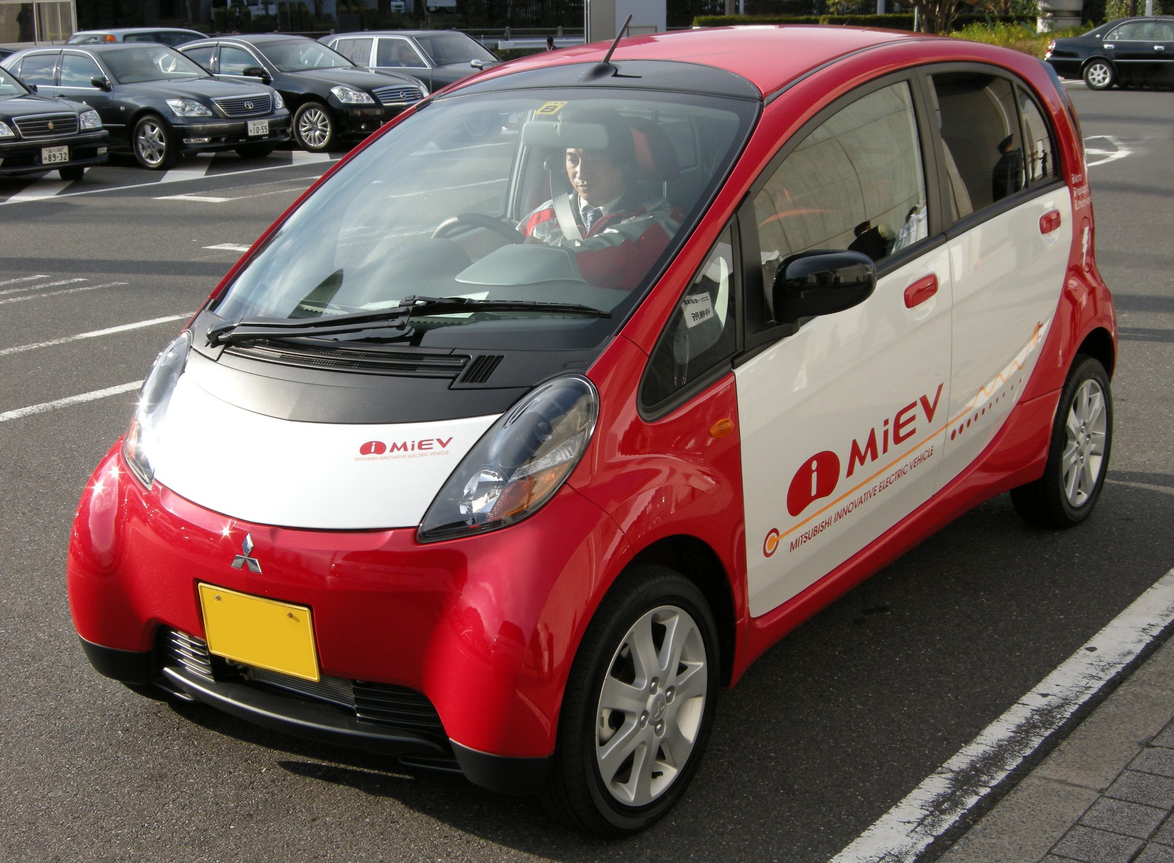 Mitsubishi_i_MiEV_01.JPG