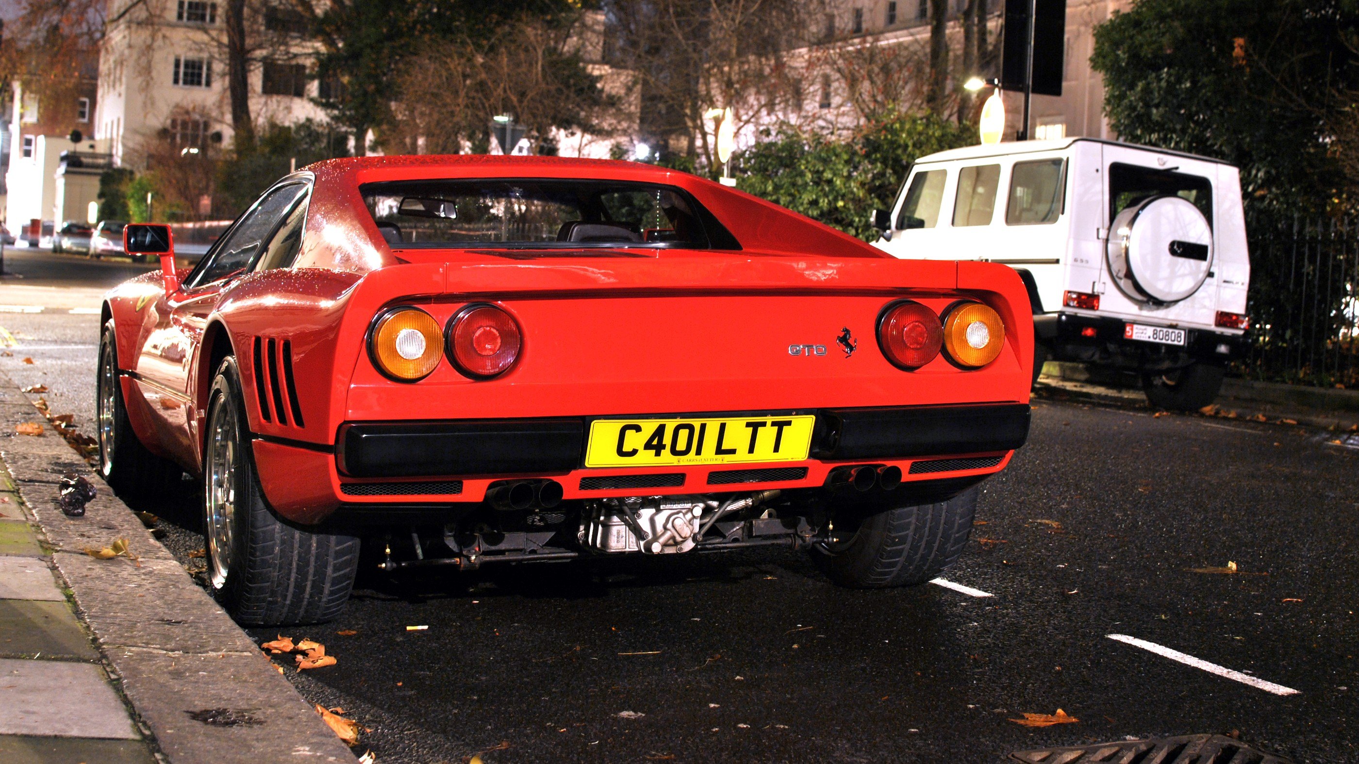 Ferrari_288_GTO_London.jpg