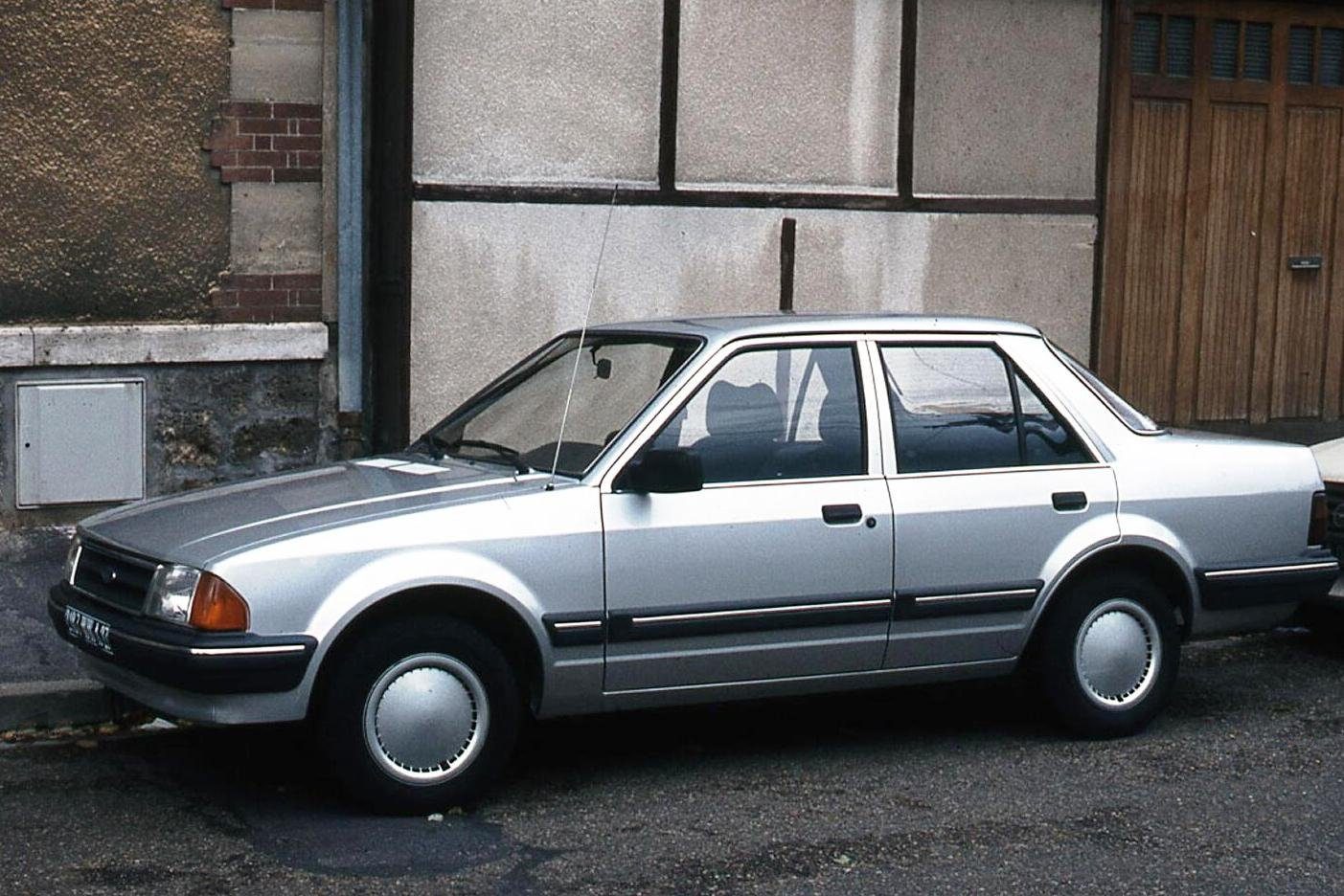 Ford_Orion_di_Francia_ca1983.jpg