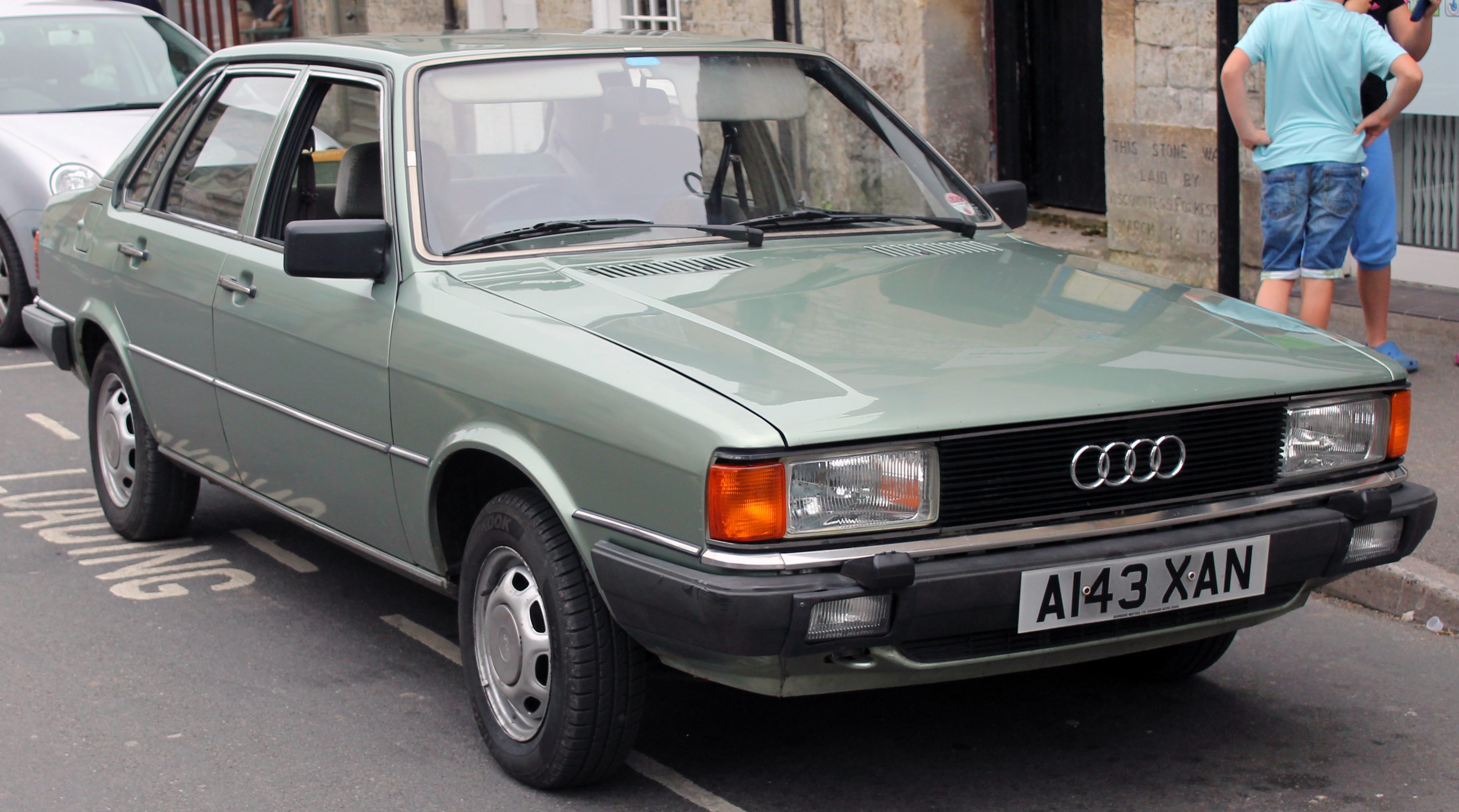 Mint_1983_Audi_80_1.8_GL_%289901585426%29.jpg