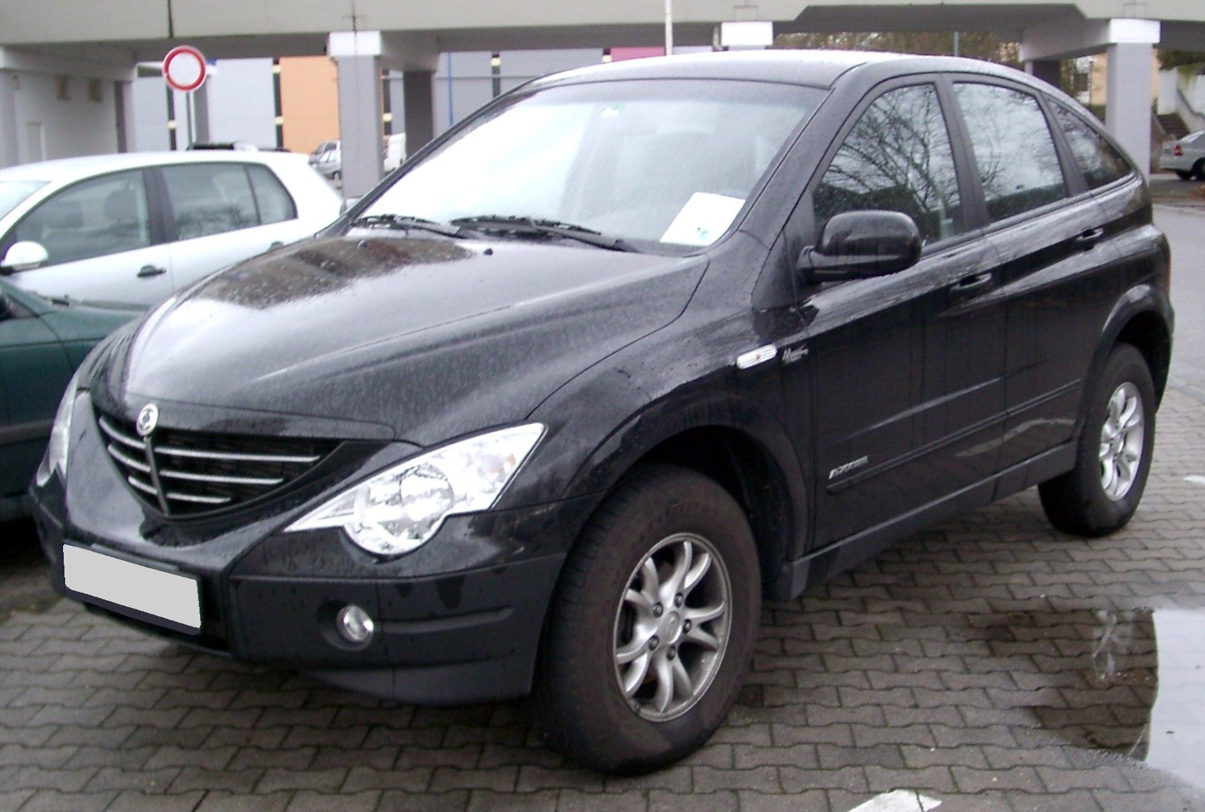 SsangYong_Actyon_front_20080303.jpg