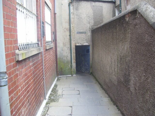 Bull%27s_Close%2C_Lanark_-_geograph.org.uk_-_3585623.jpg