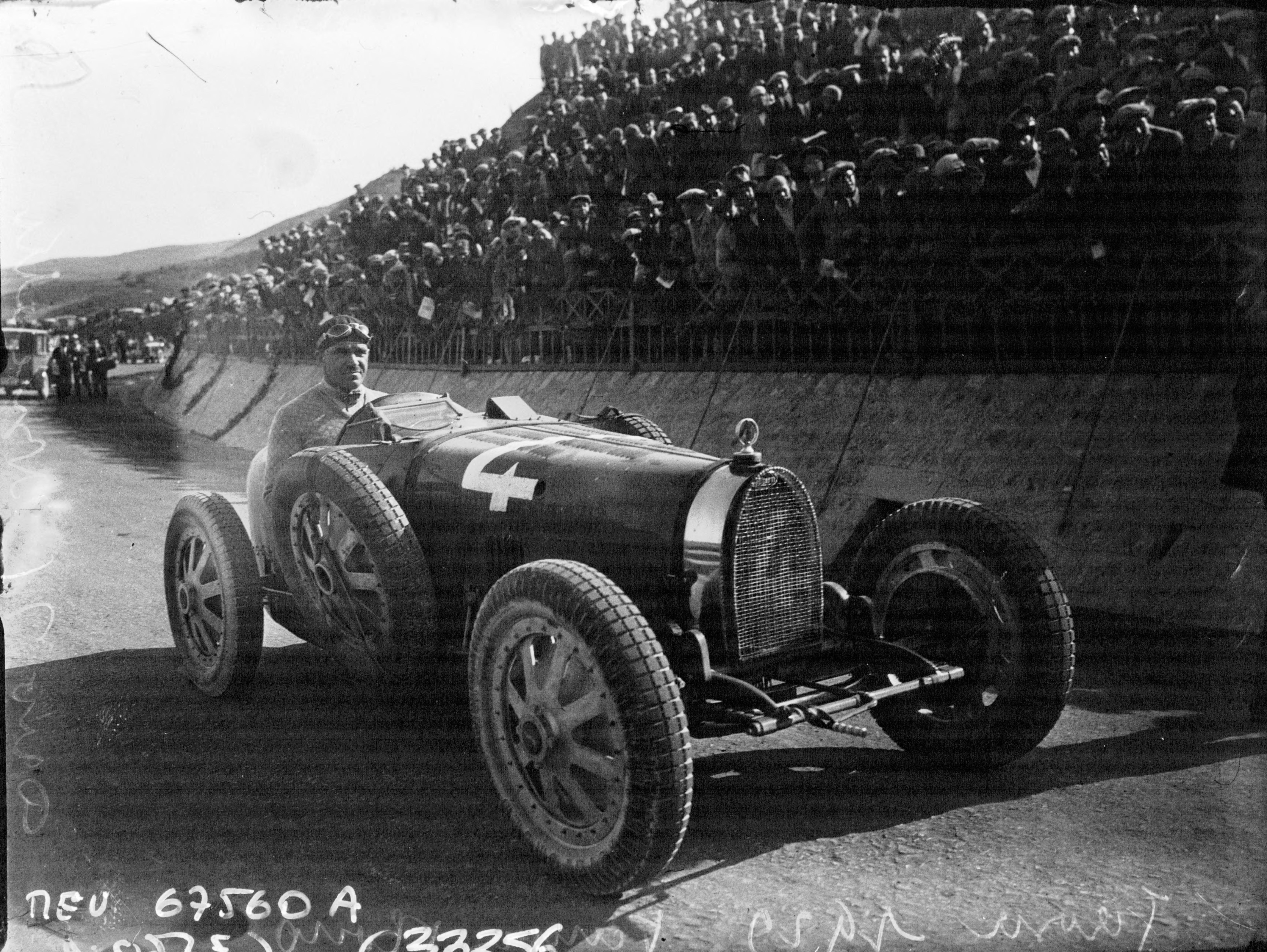 1929-05-05_Targa_Florio_Bugatti_T35B_Foresti.jpg