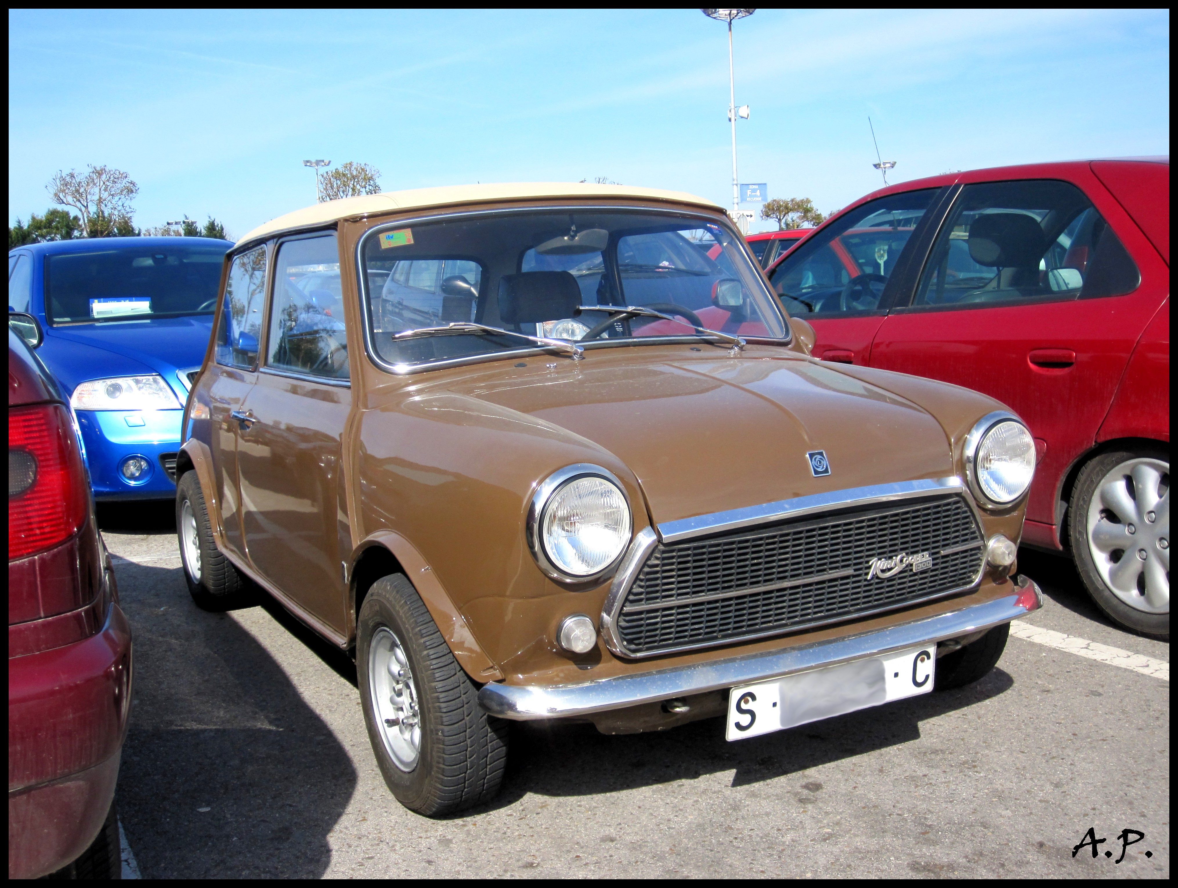 1974_Authi_Mini_Cooper_1300_%284422082279%29.jpg