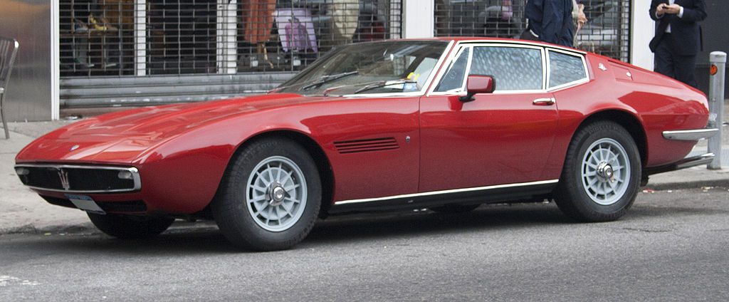 1024px-1967_Maserati_Ghibli_ORC3.jpg