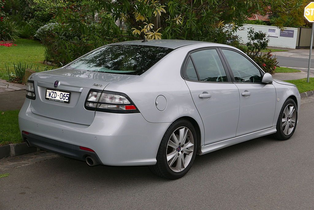 1024px-2009_Saab_9-3_%28MY08%29_Aero_2.8T_sedan_%282015-07-09%29_02.jpg