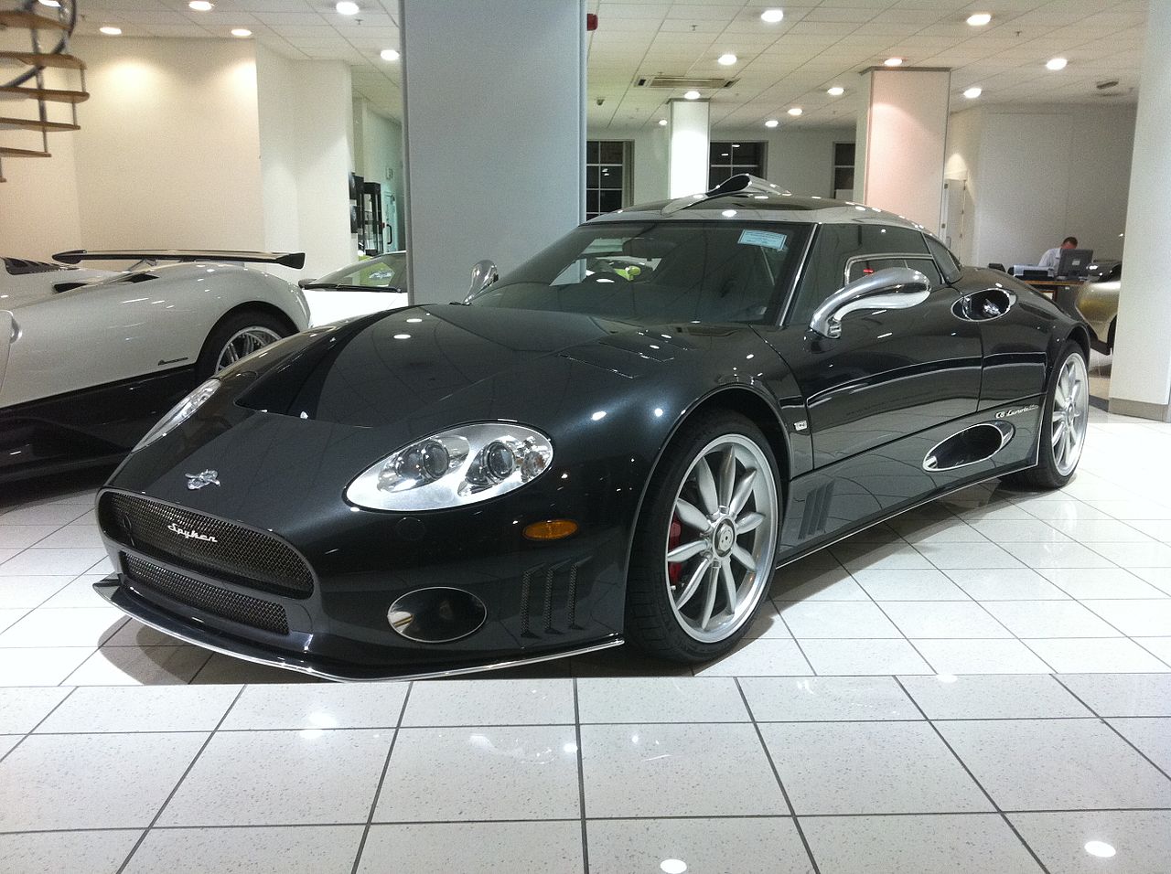 1280px-Spyker_Park_Lane.JPG