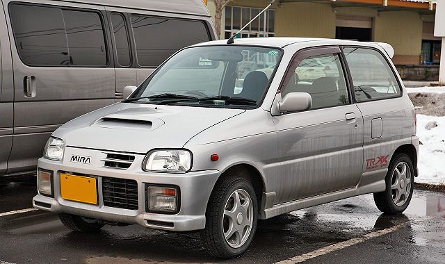 640px-Daihatsu_Mira_TR_-XX_011.JPG