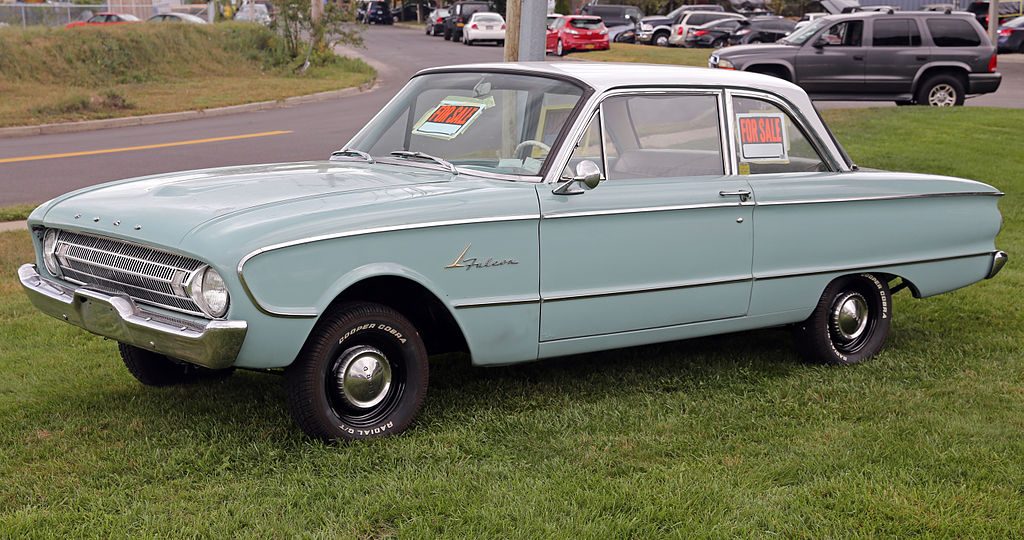 1024px-1961_Ford_Falcon_2-dr_sedan%2C_front_left.jpg