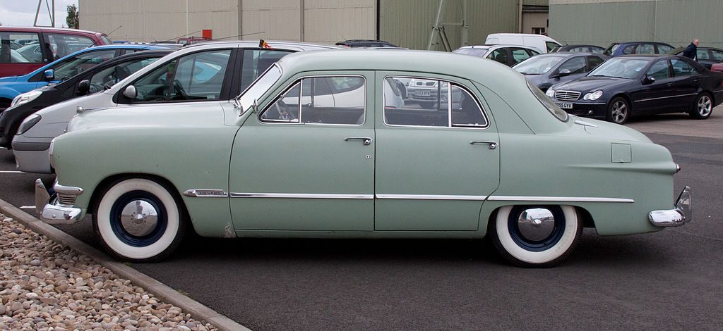 1024px-1950_Ford_at_Cosford_%281%29.jpg