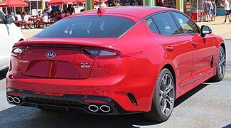 325px-2018_Kia_Stinger_GT2_3.3L_AWD_in_Hichroma_red_rear_5.23.18.jpg