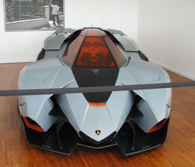 800px-Lamborghini_Egoista_front.jpg