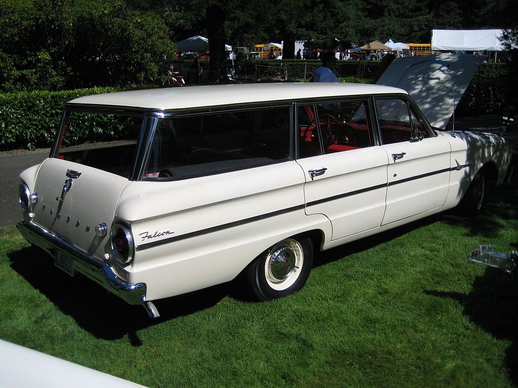 1024px-Flickr_-_Hugo90_-_Falcon_wagon.jpg