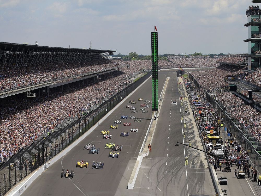 636275324774051951-15-indy500start-mk.jpg