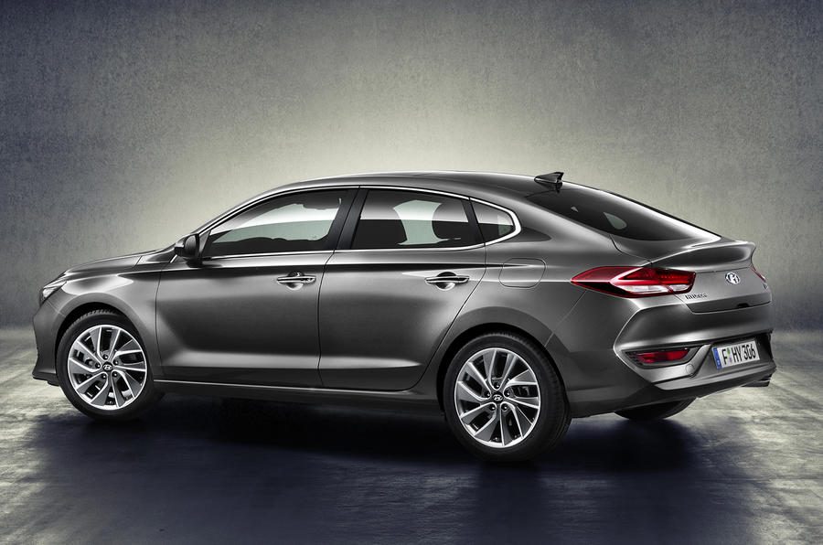 all-new_hyundai_i30_fastback_2.jpg