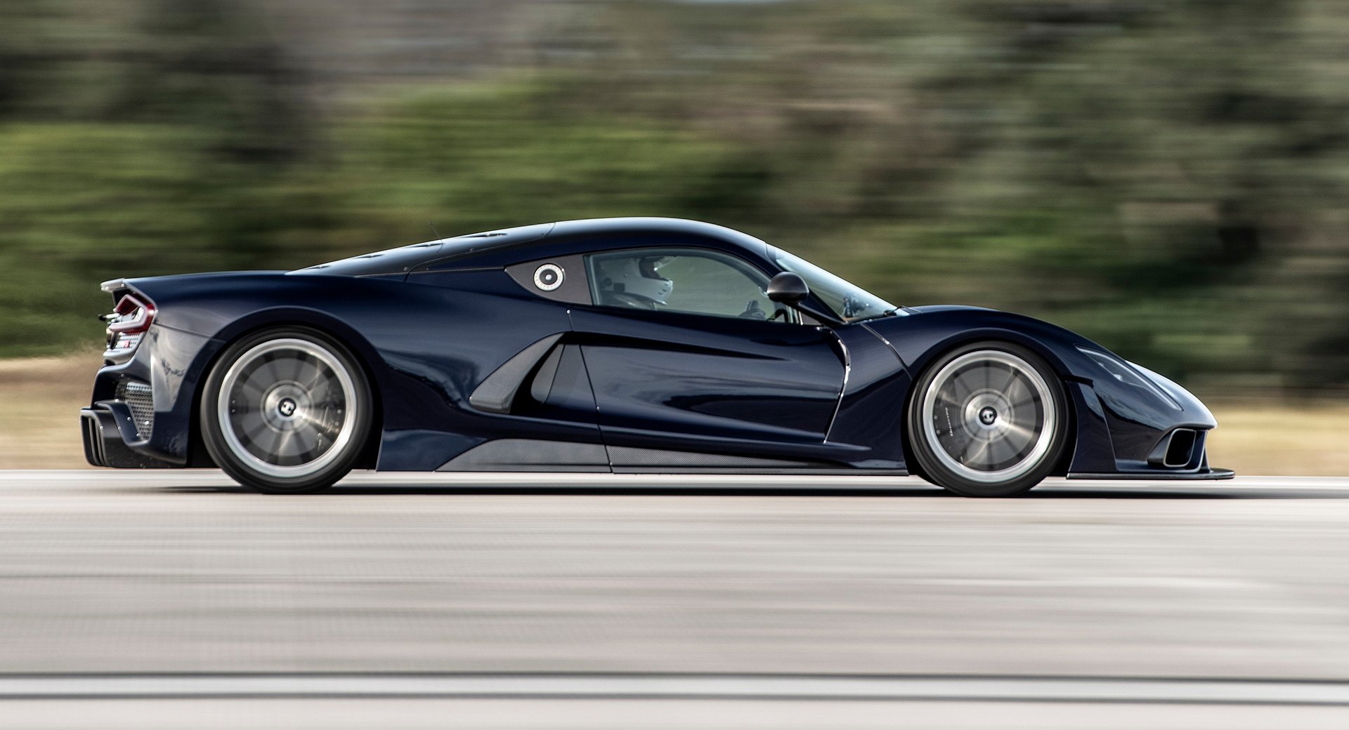 hennessey-venom-f5-hits-2716-mph-as-pursuit-of-300-mph-continues-c3afc6a.jpg