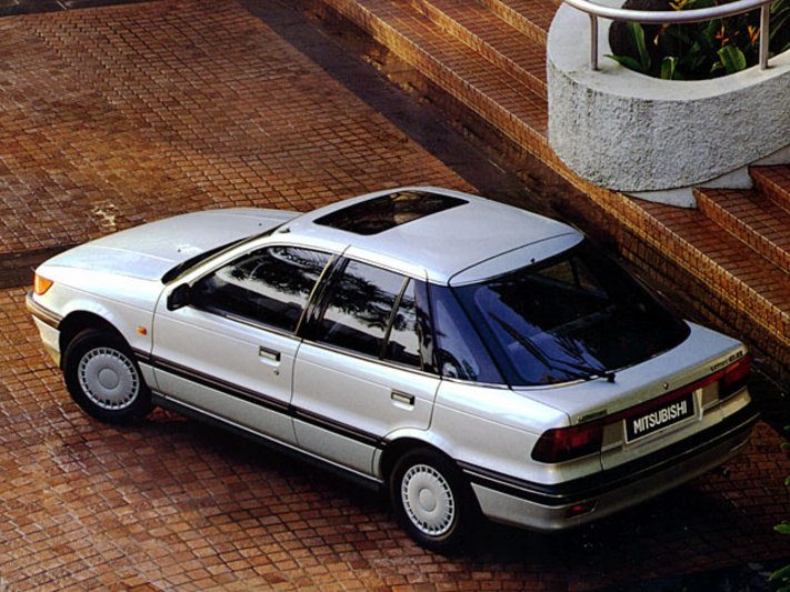 mitsubishi-lancer_1636_2.jpg