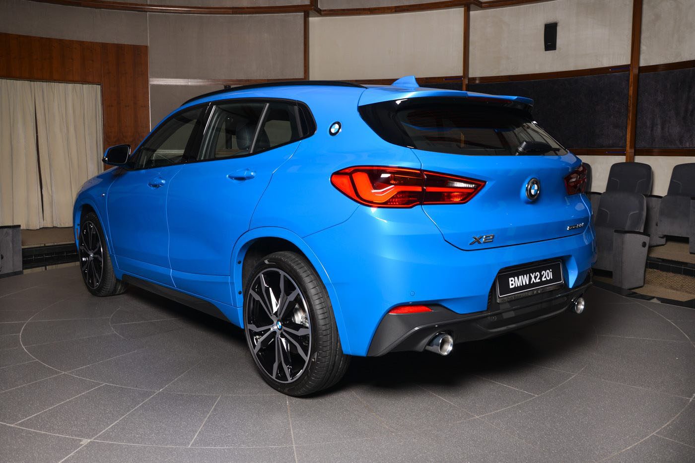 bmw-x2-sdrive20i-03.jpg