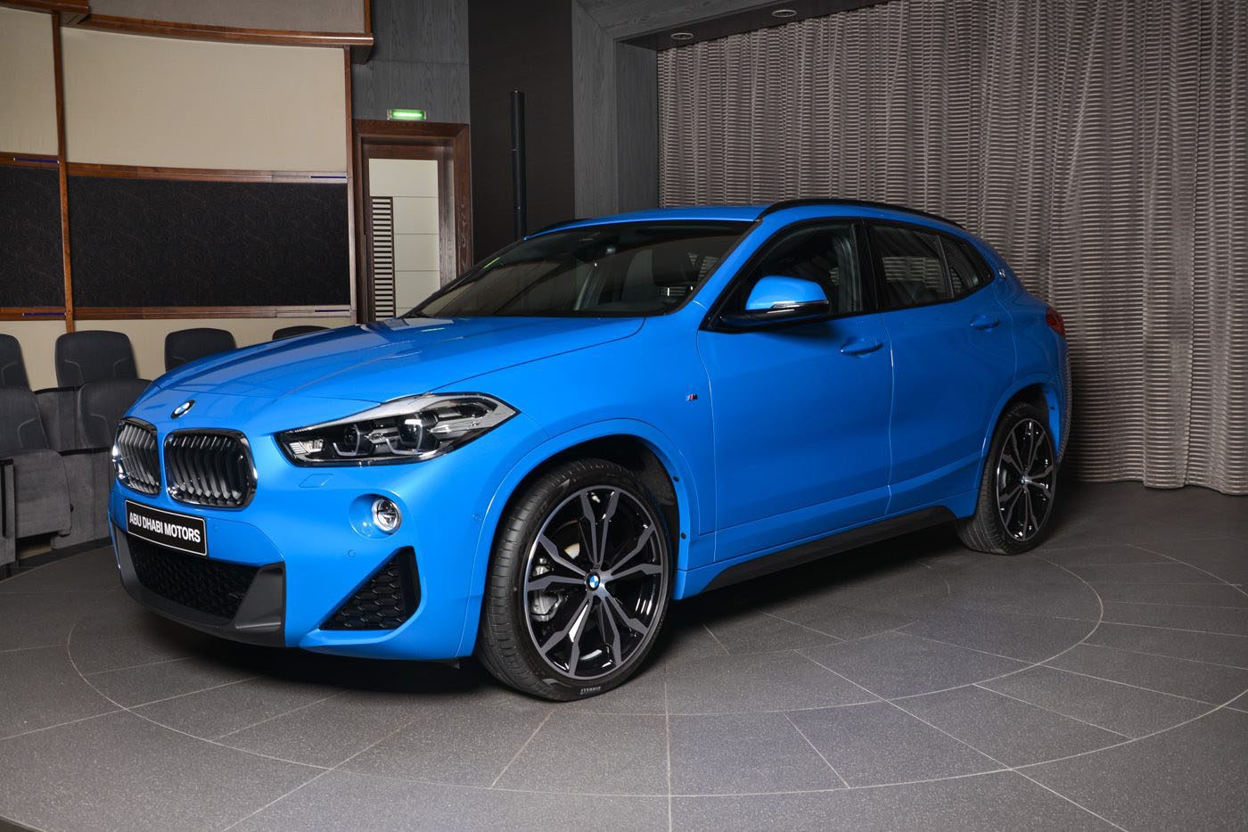 bmw-x2-sdrive20i-05.jpg