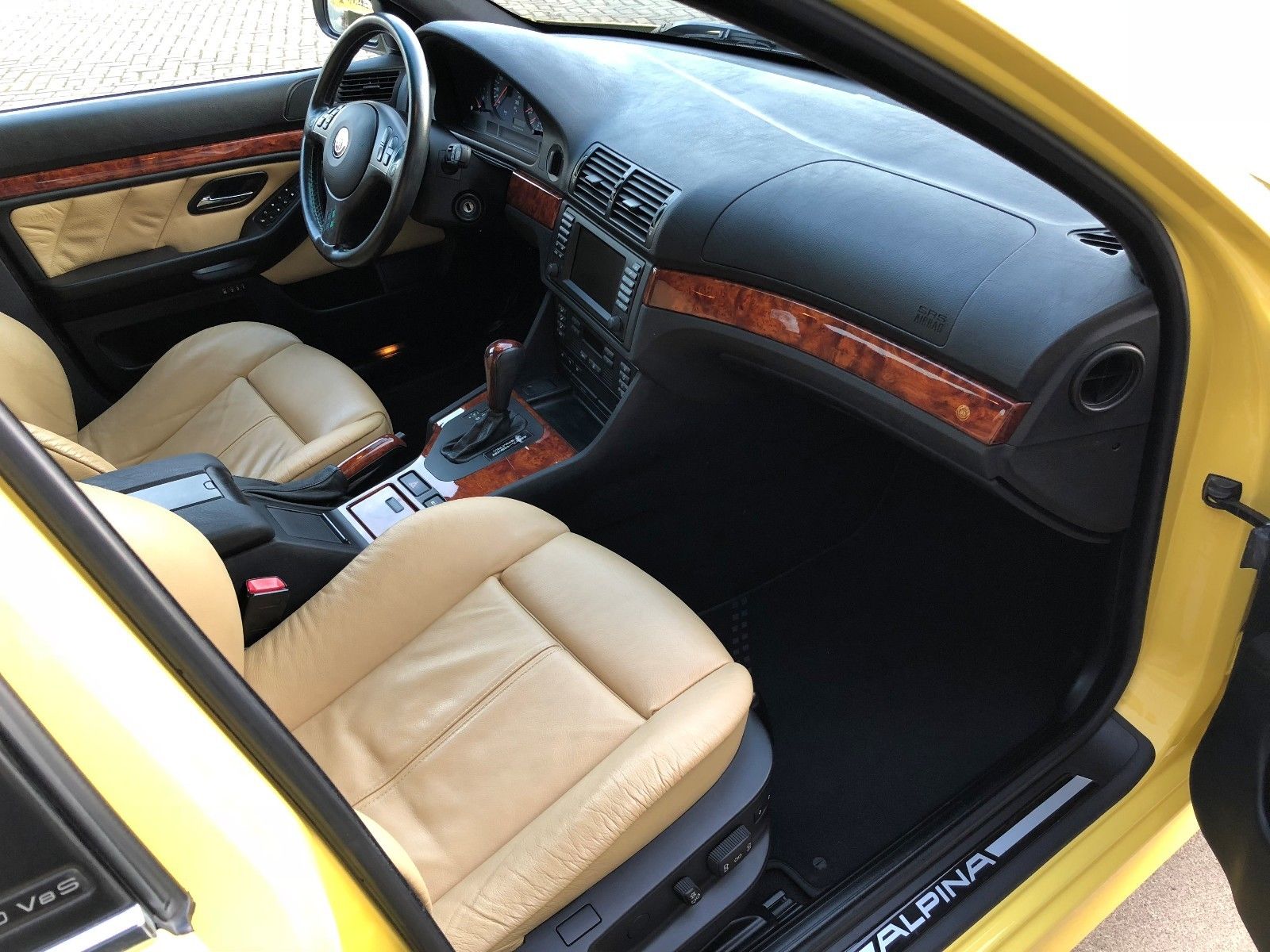 alpina-b10-v8s-touring-yellow-ebay-13.jpg