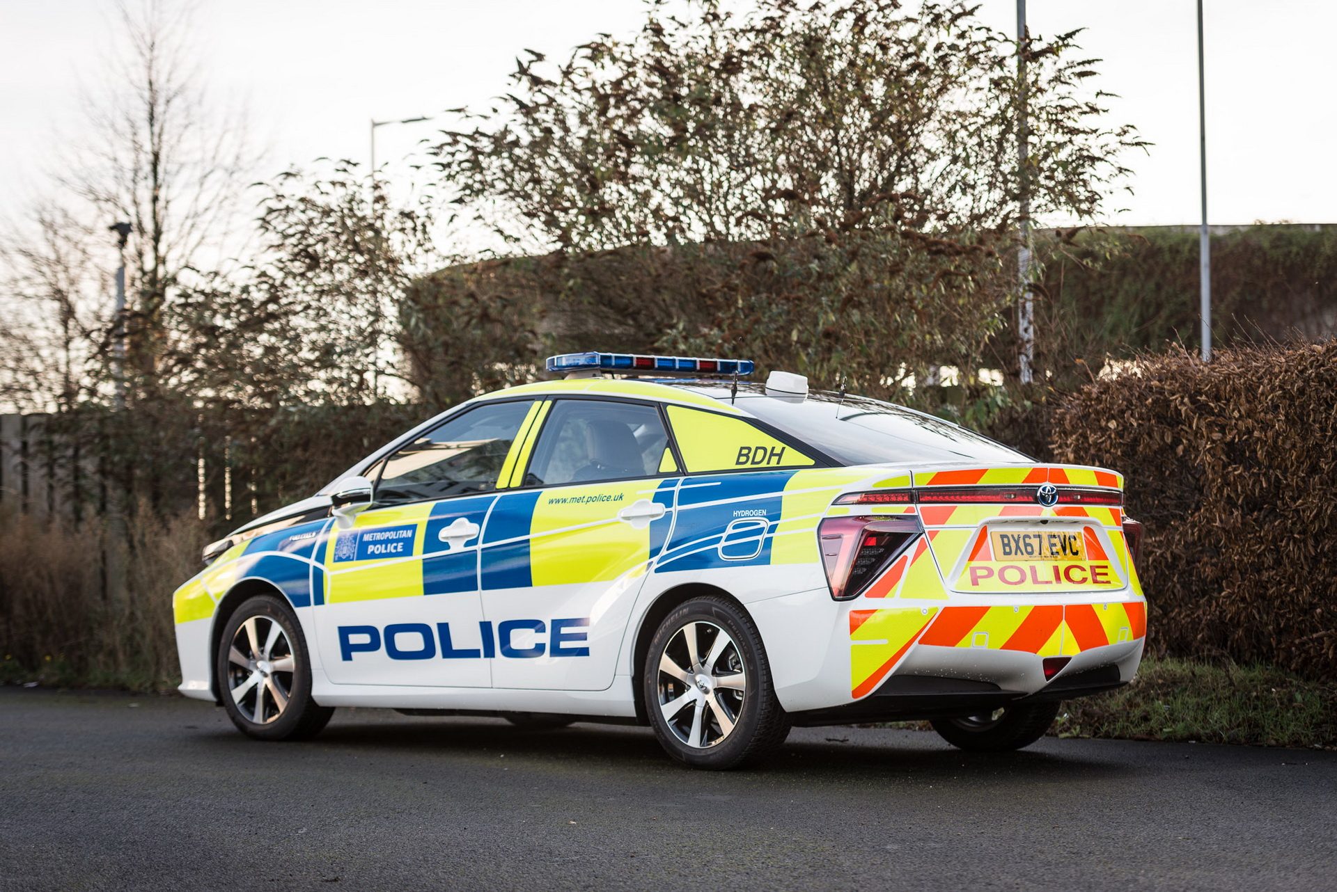 toyota-mirai-london-uk-police-1.jpg