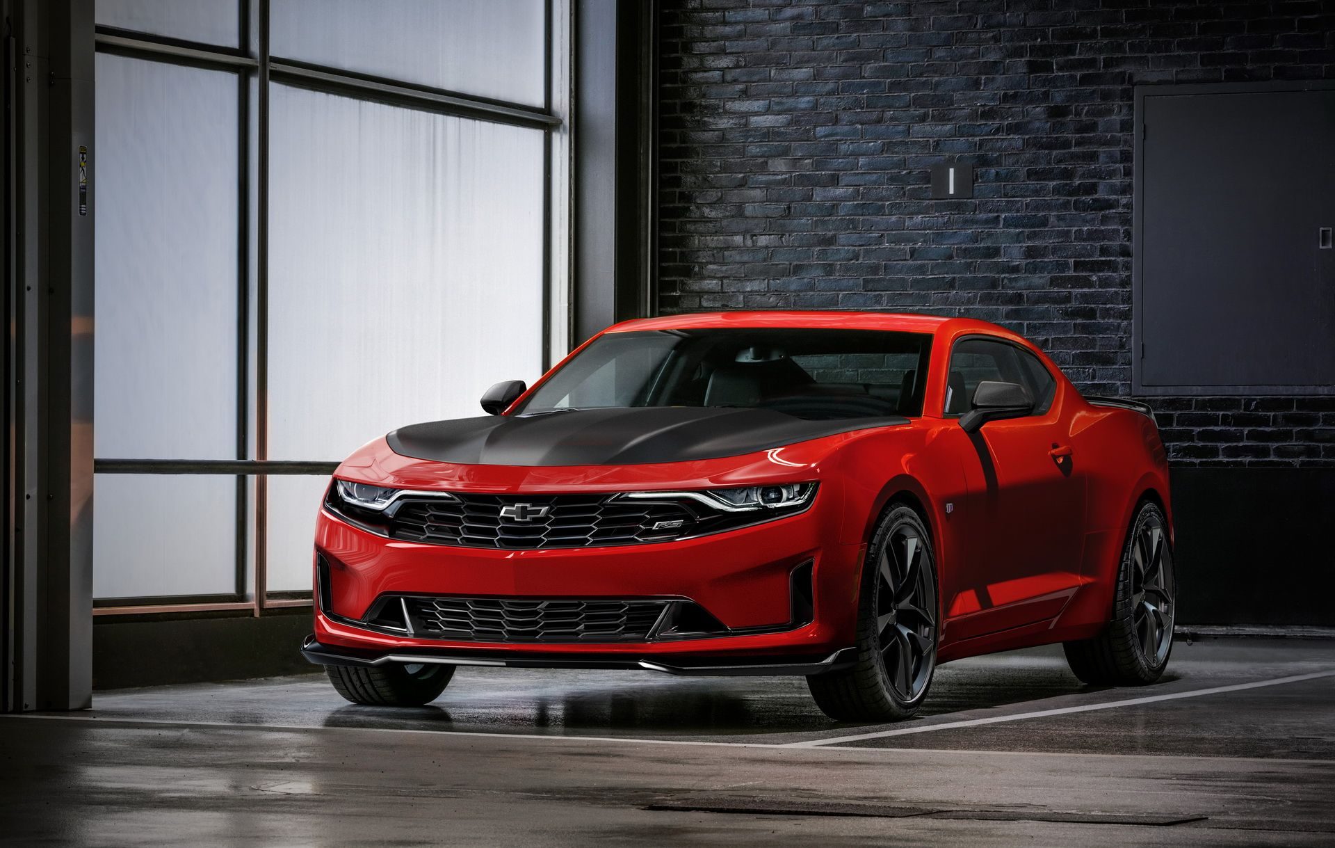 2019-chevrolet-camaro-official-1.jpg