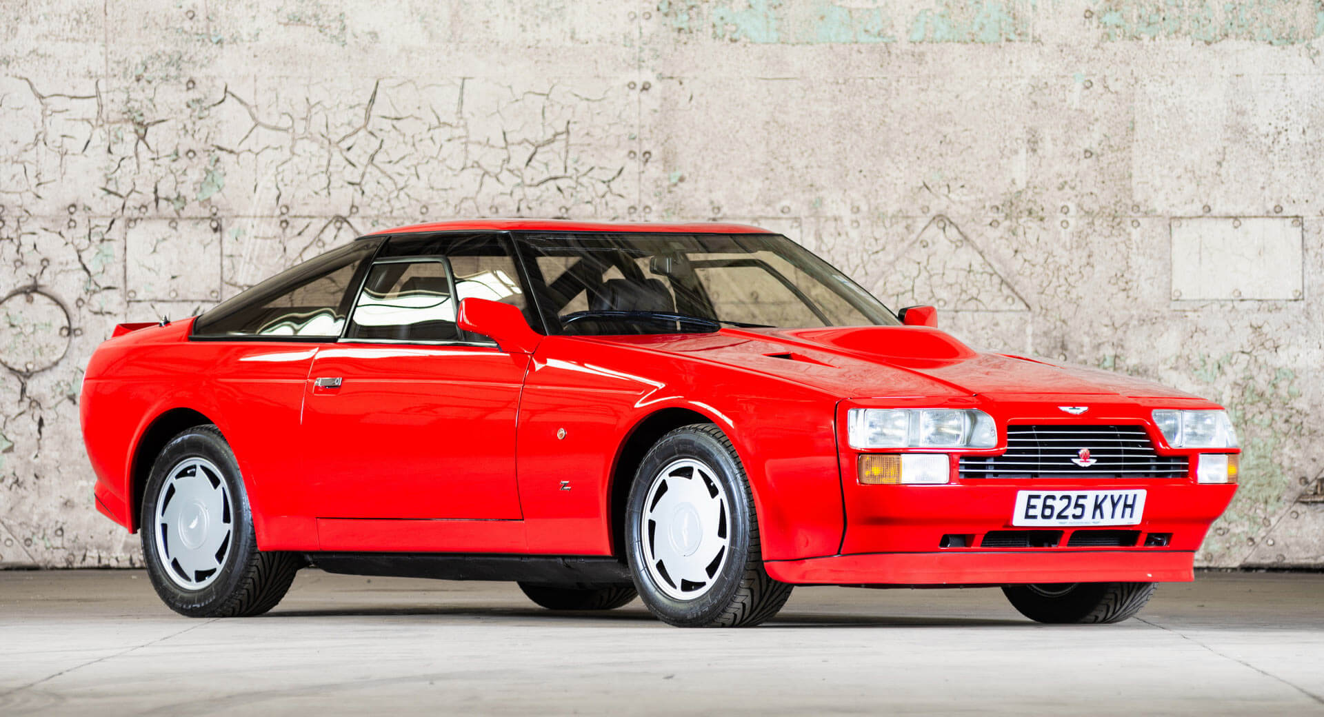 7bf80e45-1986-aston-martin-v8-zagato-prototype-41.jpg