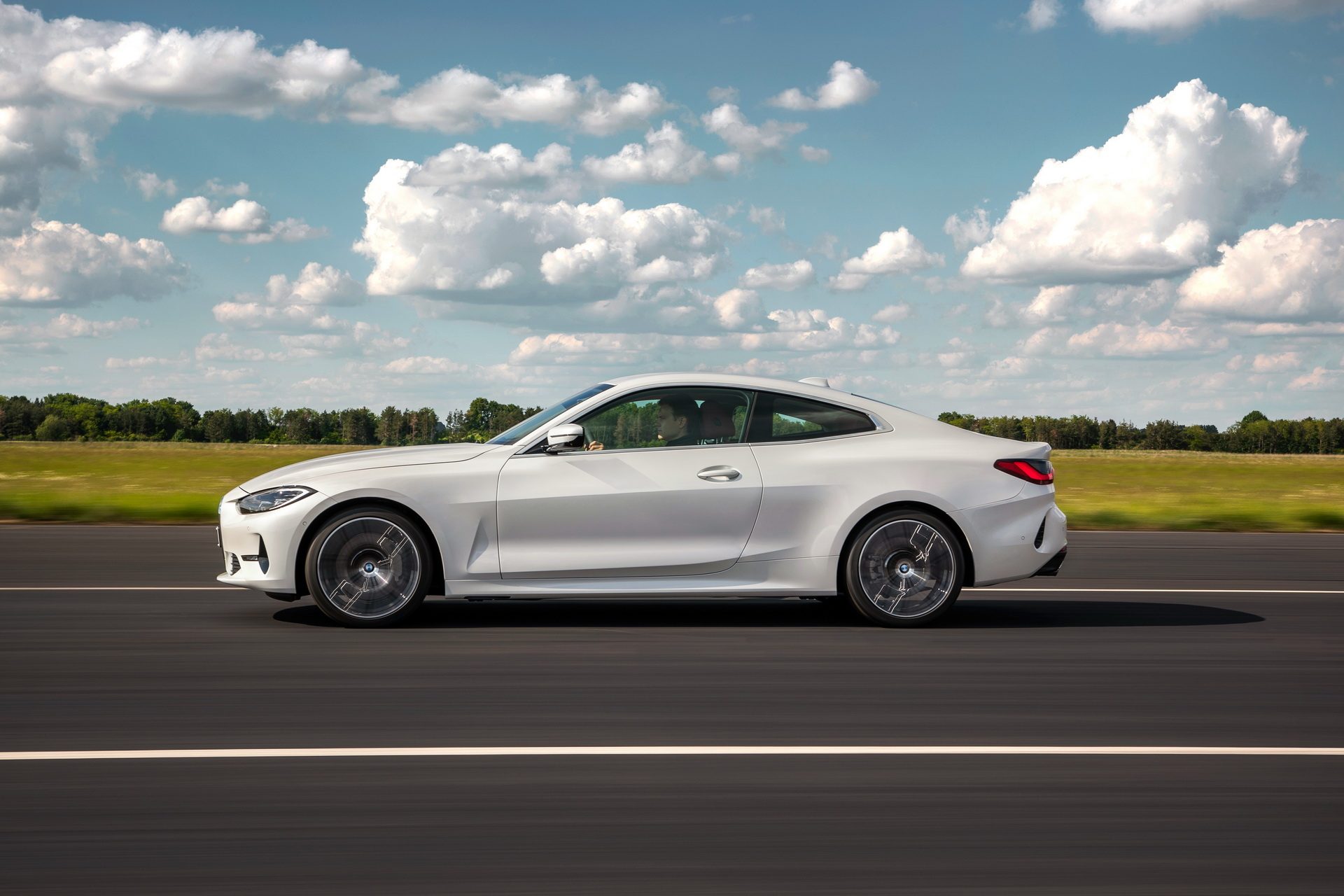 2021-BMW-4-Series-Coupe-77.jpg