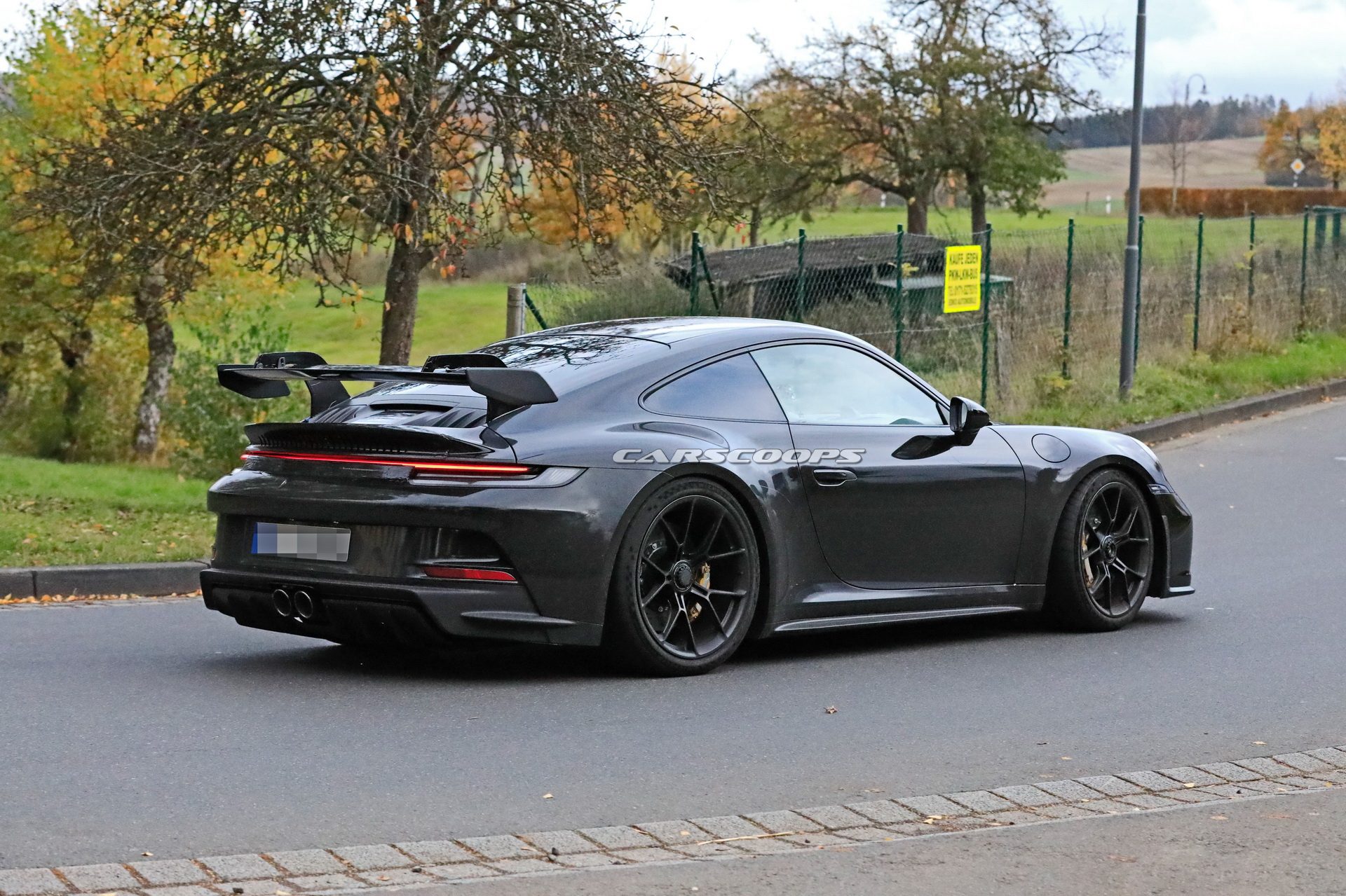 2021-Porsche-911-GT3-17.jpg