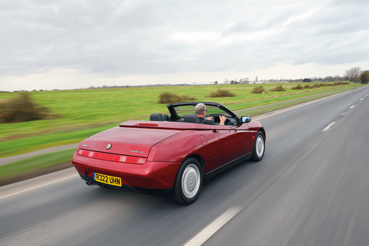 classic_and_sports_car_buyers_guide_alfa_romeo_916_spider_WW_on_the_road.png