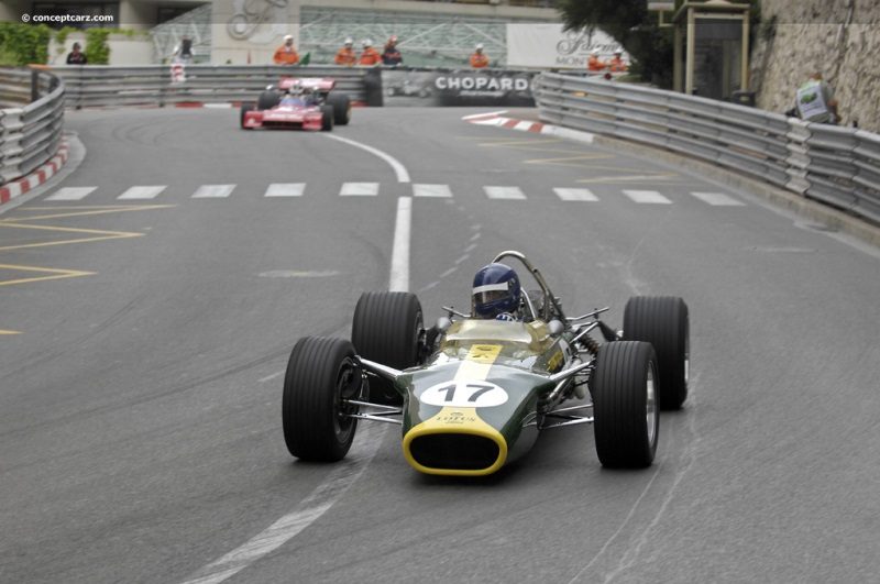 67-Lotus-49-num17-DV-12-MGP_01-800.jpg