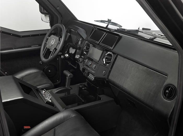 Cockpit_-_Passenger_Angle.jpg