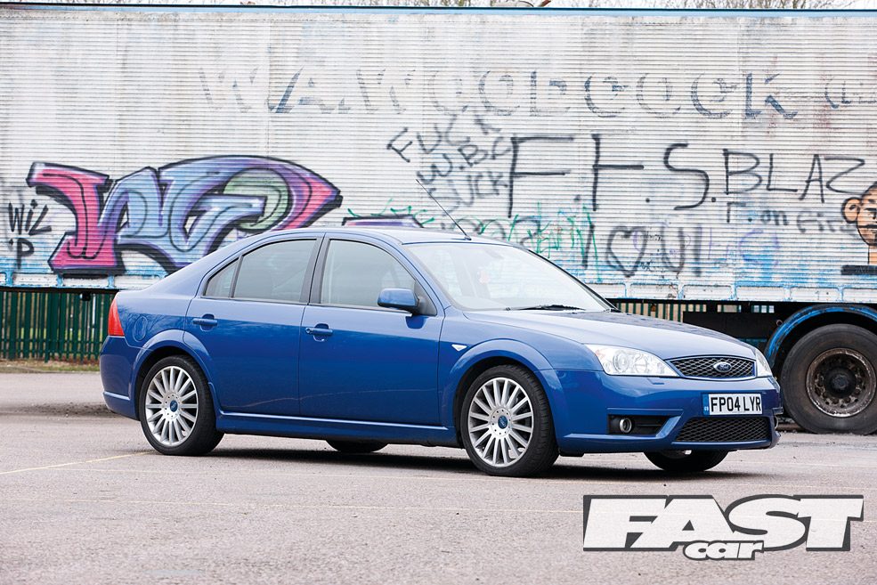 Ford-Mondeo-ST220-000.jpg