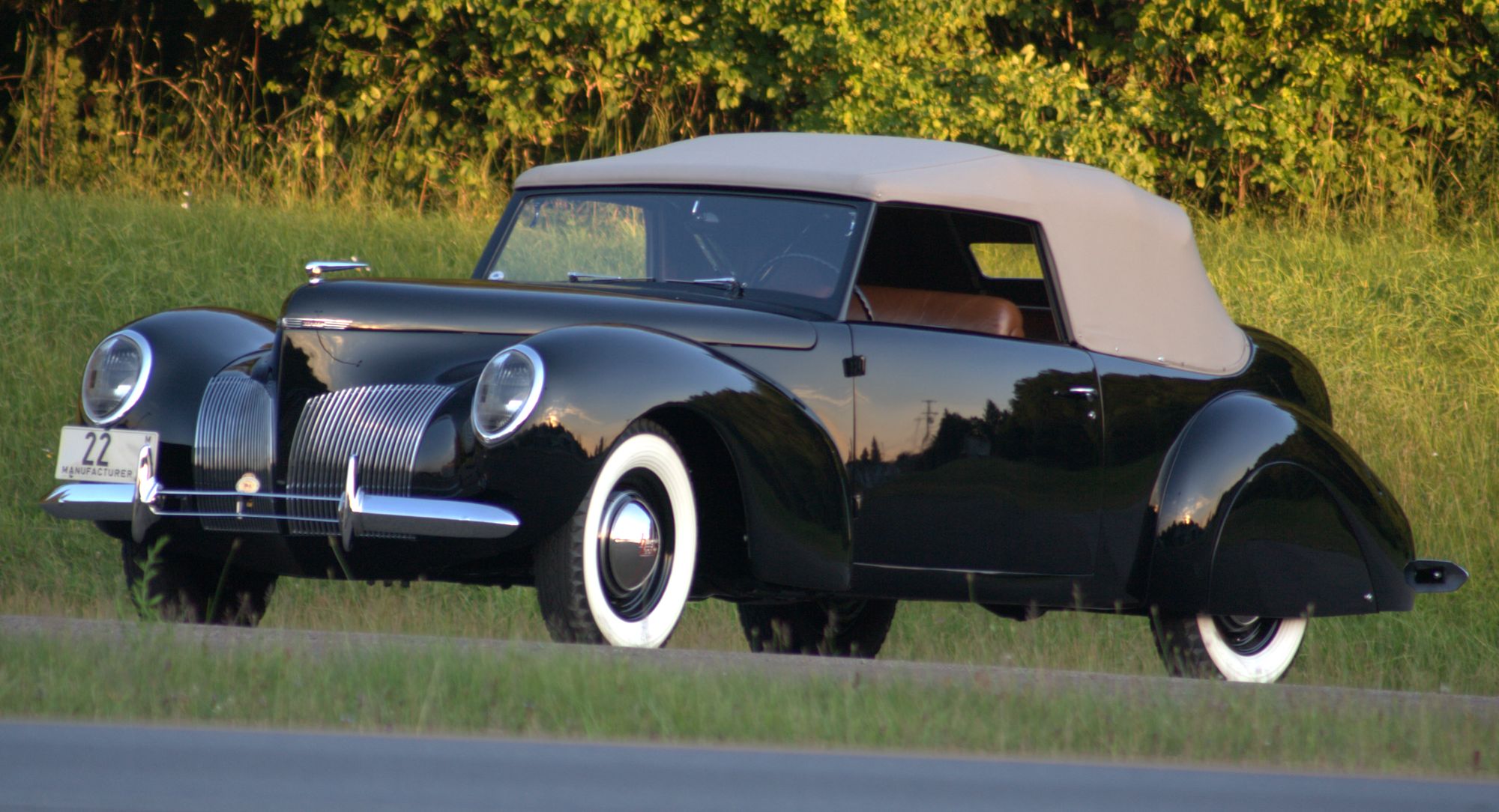 1939LincolnContinentalprototype_01_2000.jpg