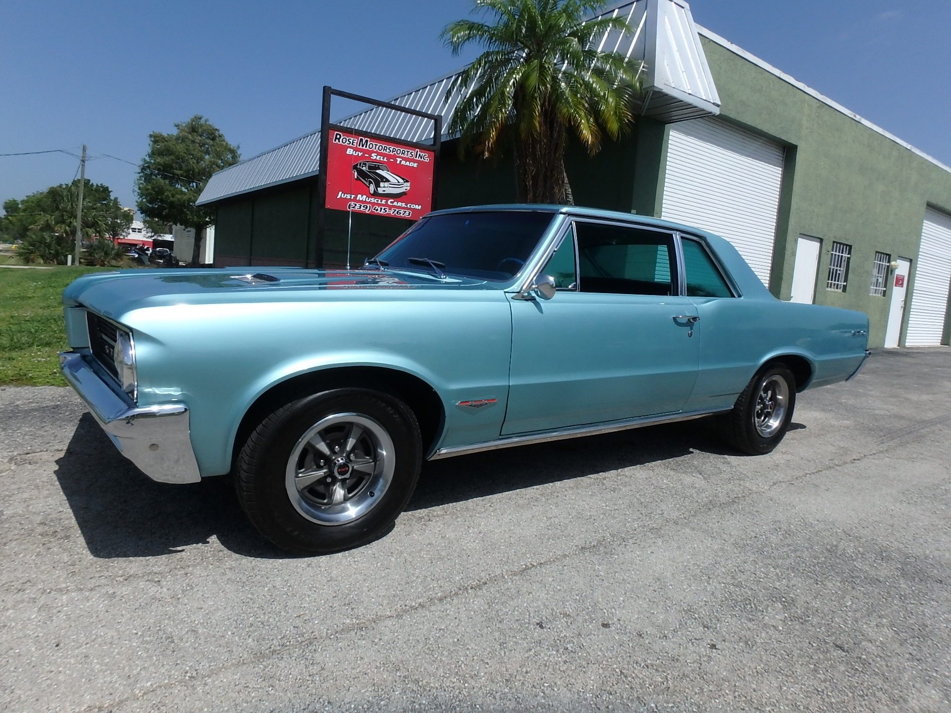 Used-1964-Pontiac-GTO.jpg