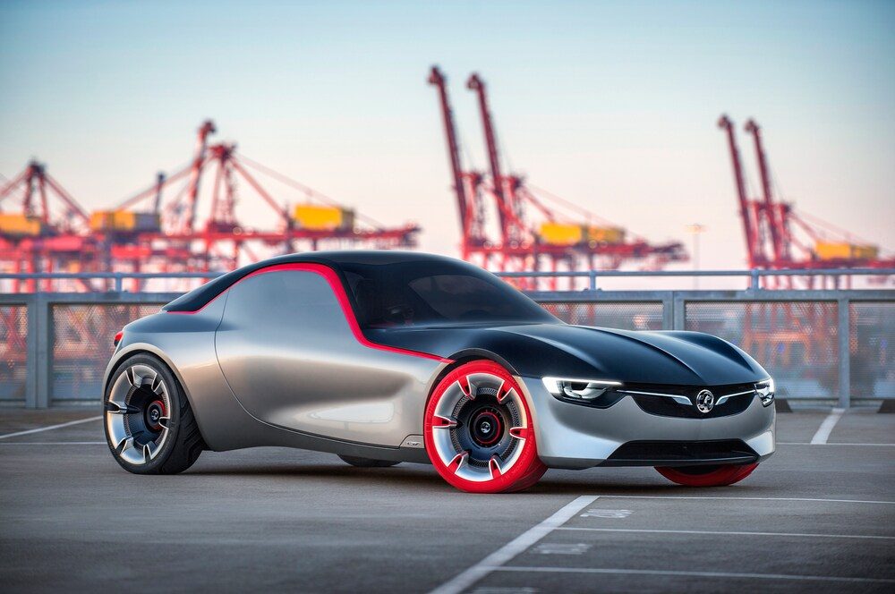 2016-Opel-GT-concept-front-three-quarter-03.jpg