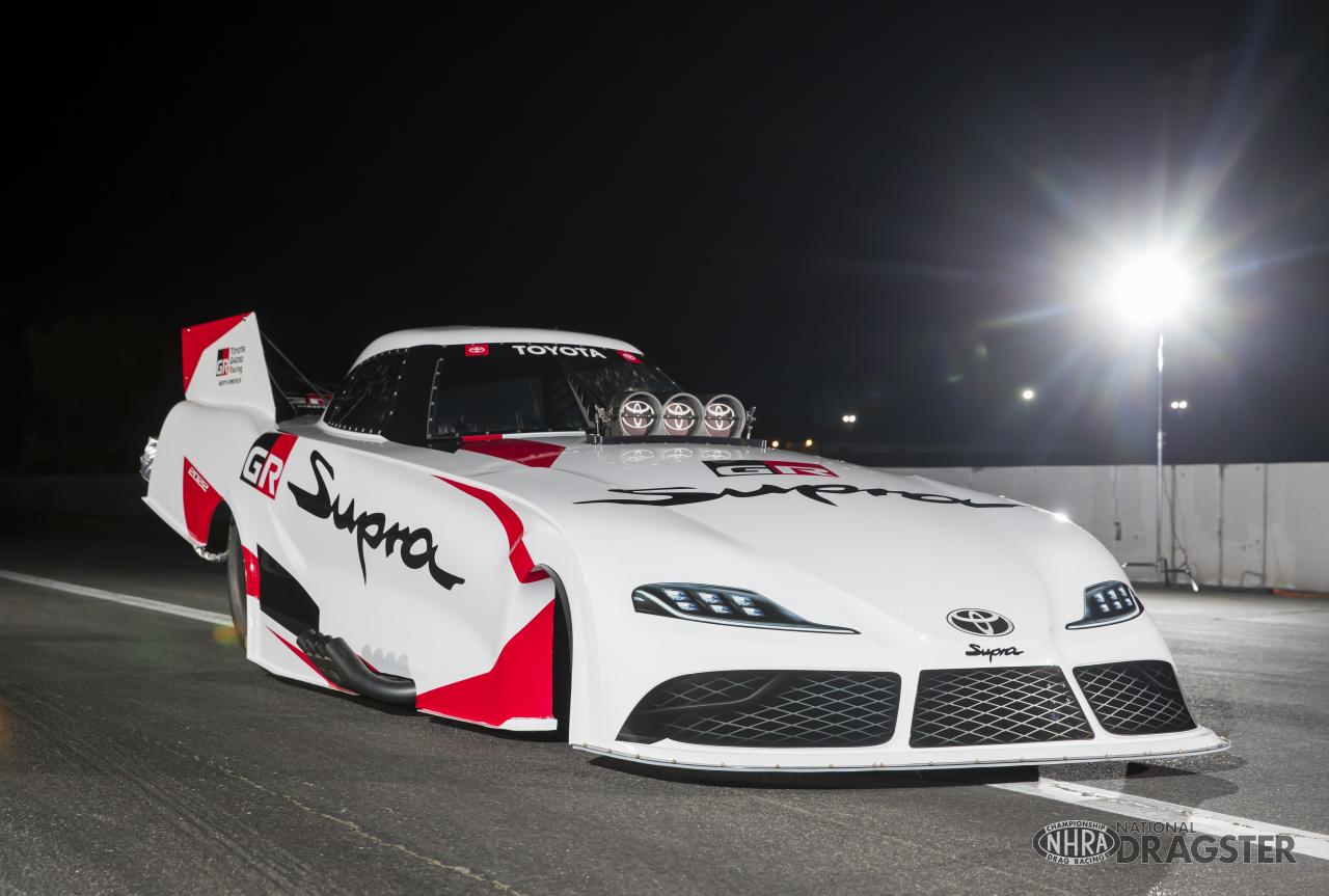 2022_toyota_gr_supra_nhra_funny_car-20211112_0001.jpg