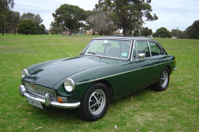 1971-mgb-gt-coupe.jpg