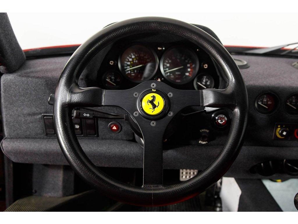 ferrari-f40-steering-wheel-1024x768.jpg