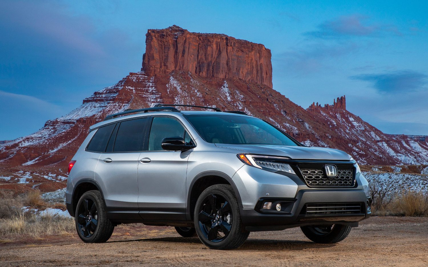 45%20angle%20front%20Honda%20Passport%20Elite%202019_0.jpg